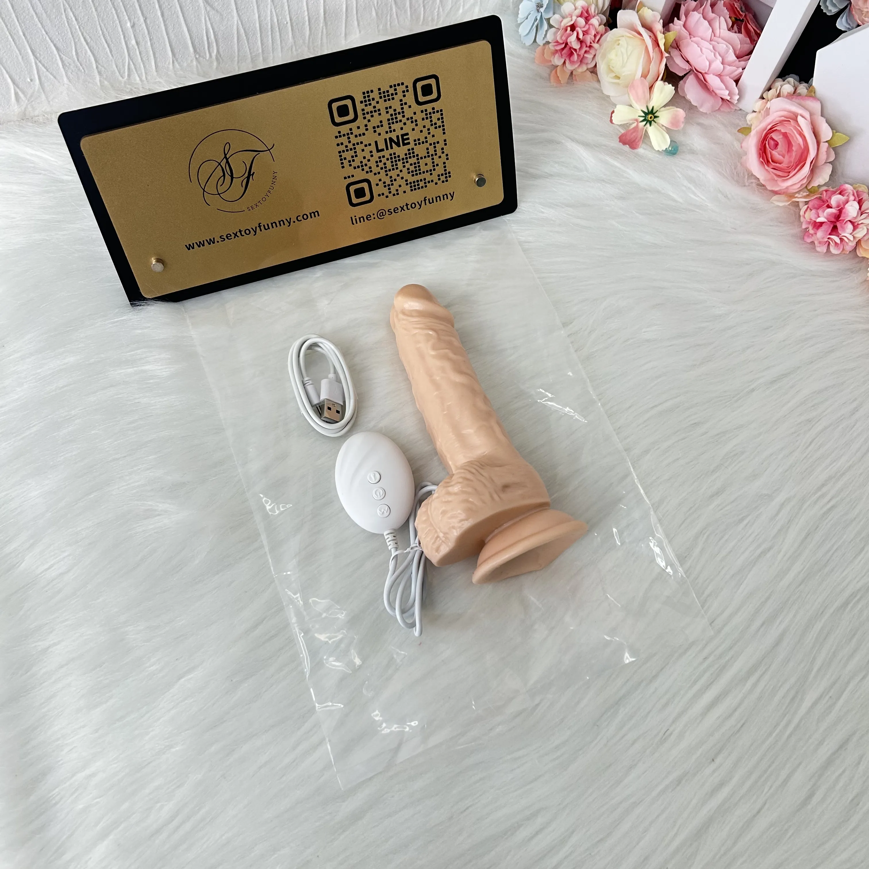 Remote Control Vibrating & Thrusting Heating Dildo 19cm