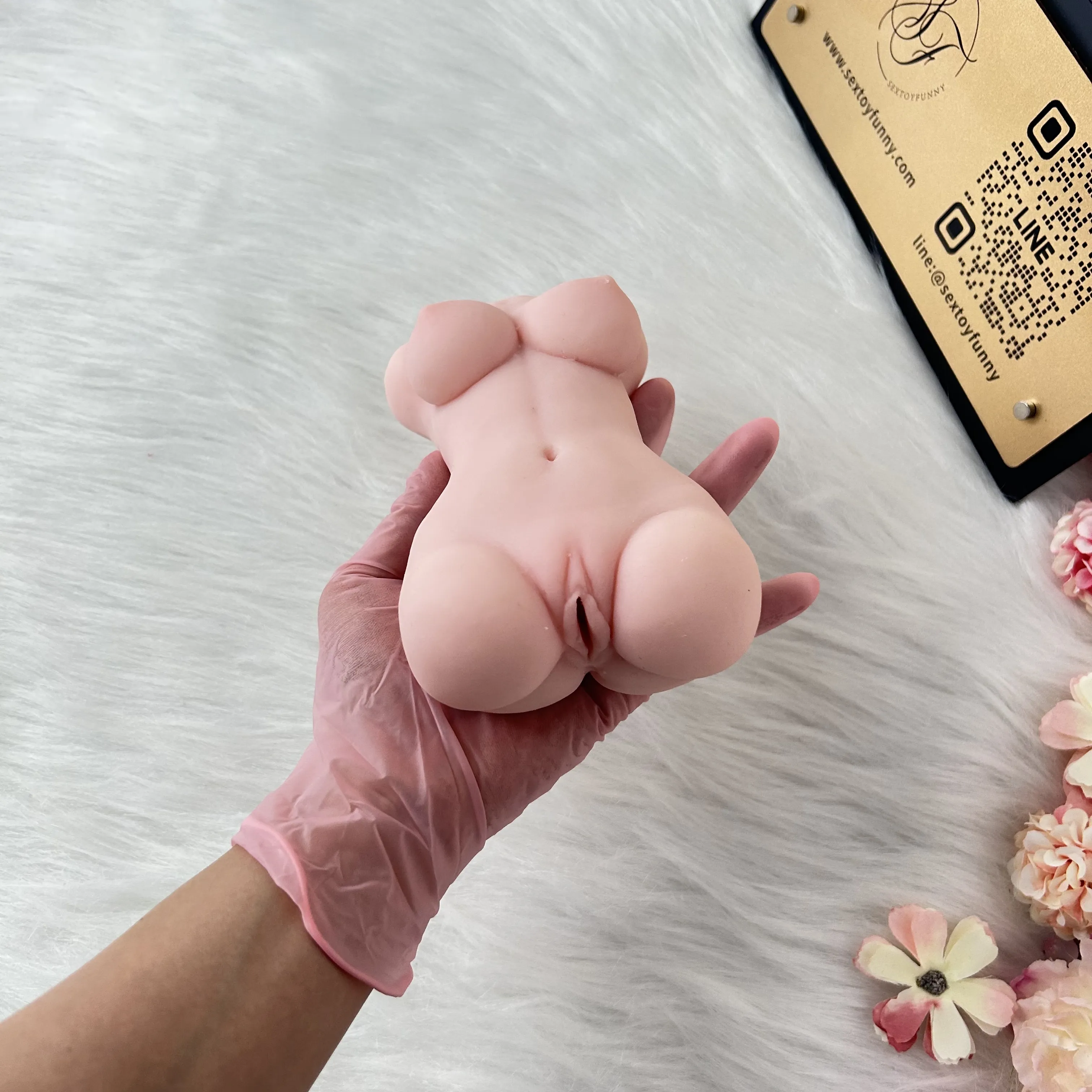 JIUAI—LUNA Realistic Vagina Simulated Adult Clitoris 500g