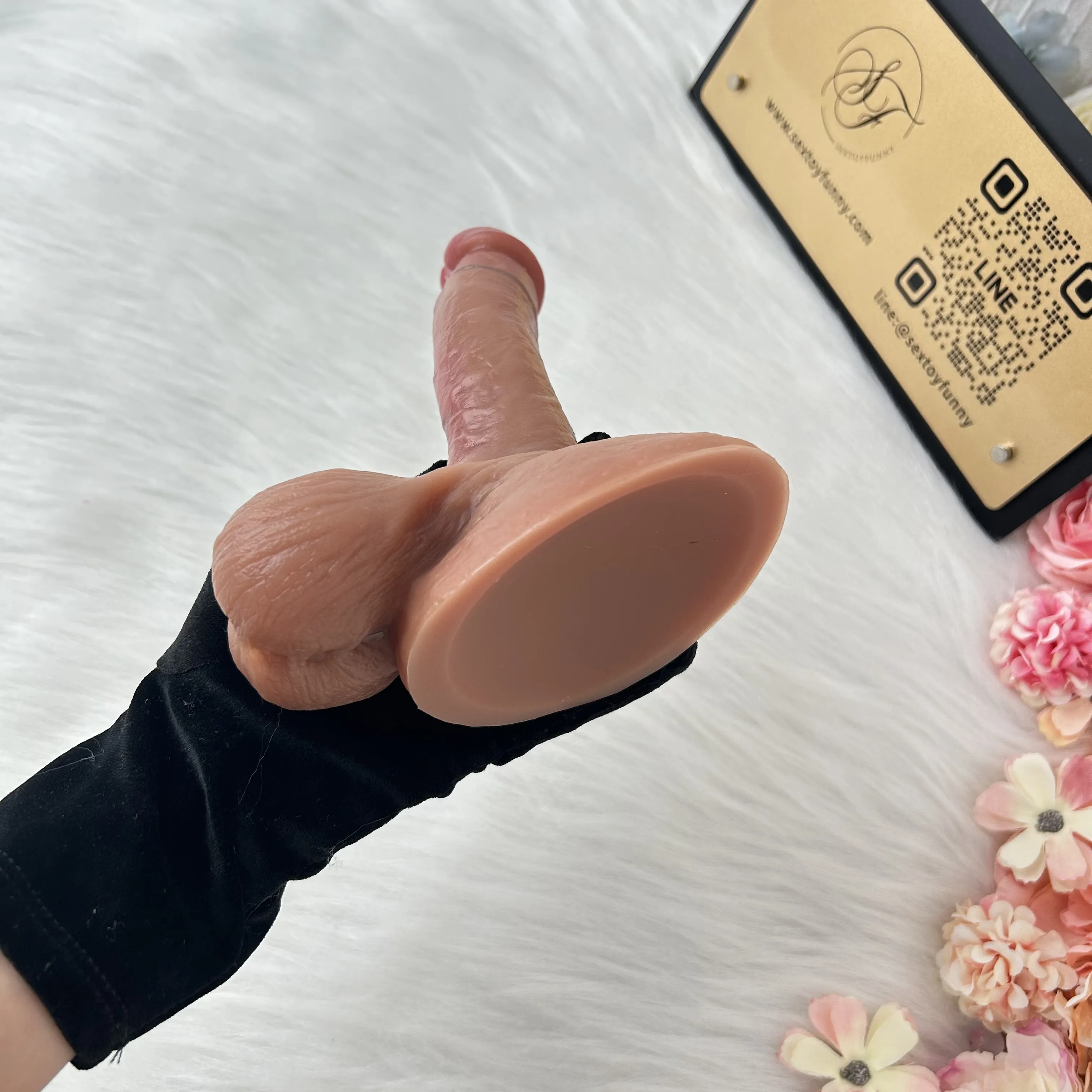 1:1 Highly Restored Realistic Dildo With Large Suction Cup