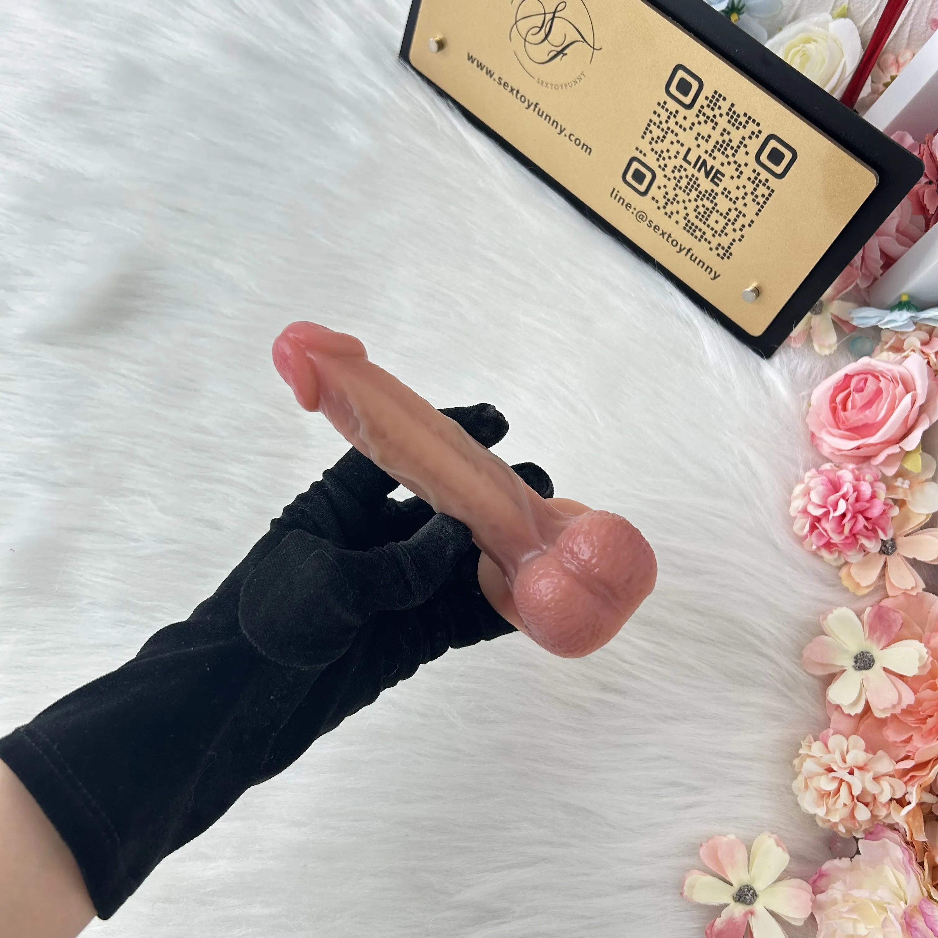 1:1 Replica Of Asian Male Realistic Dildo With Testicles