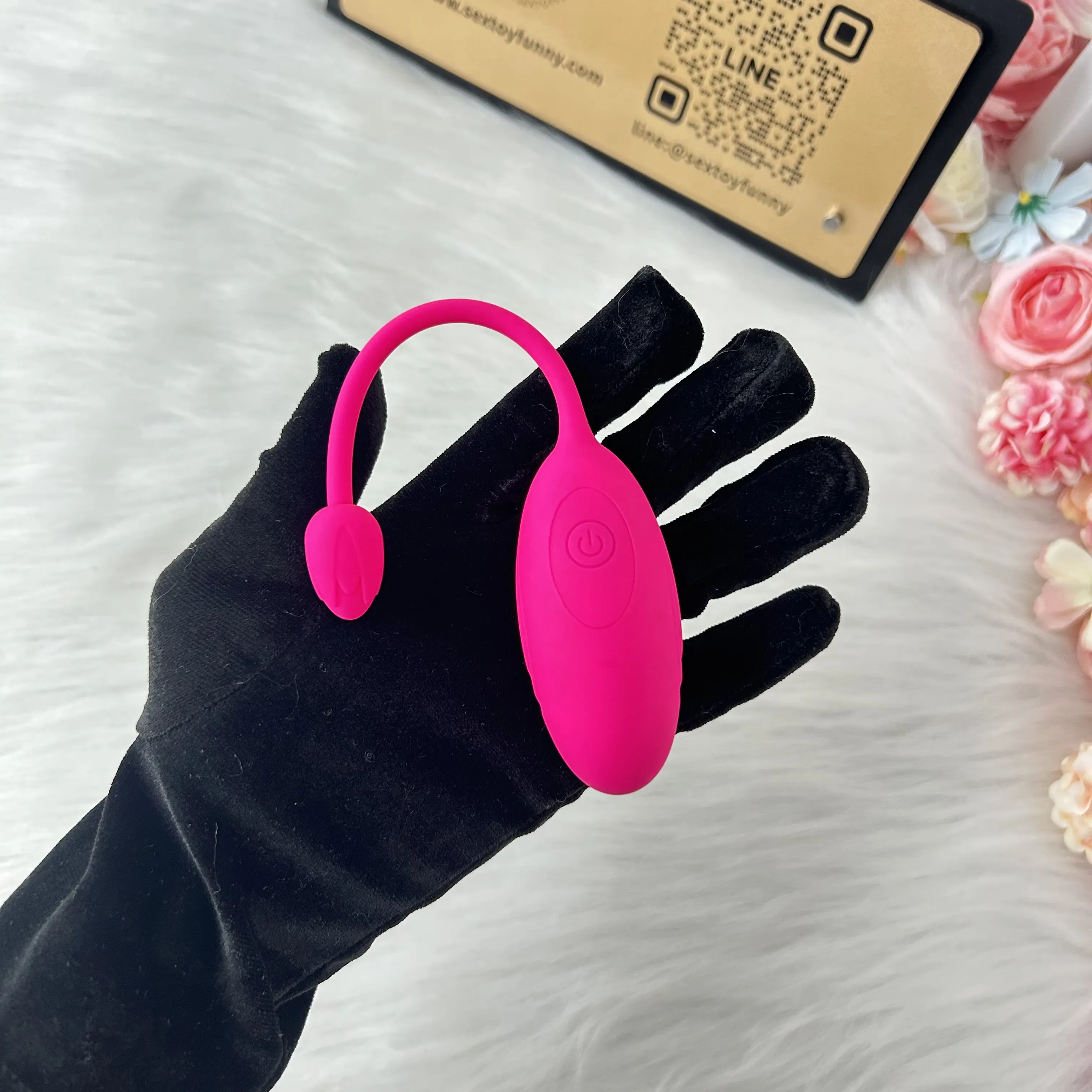 9-Frequency Petal-Shaped Tail Vibrating Egg 2 Colors