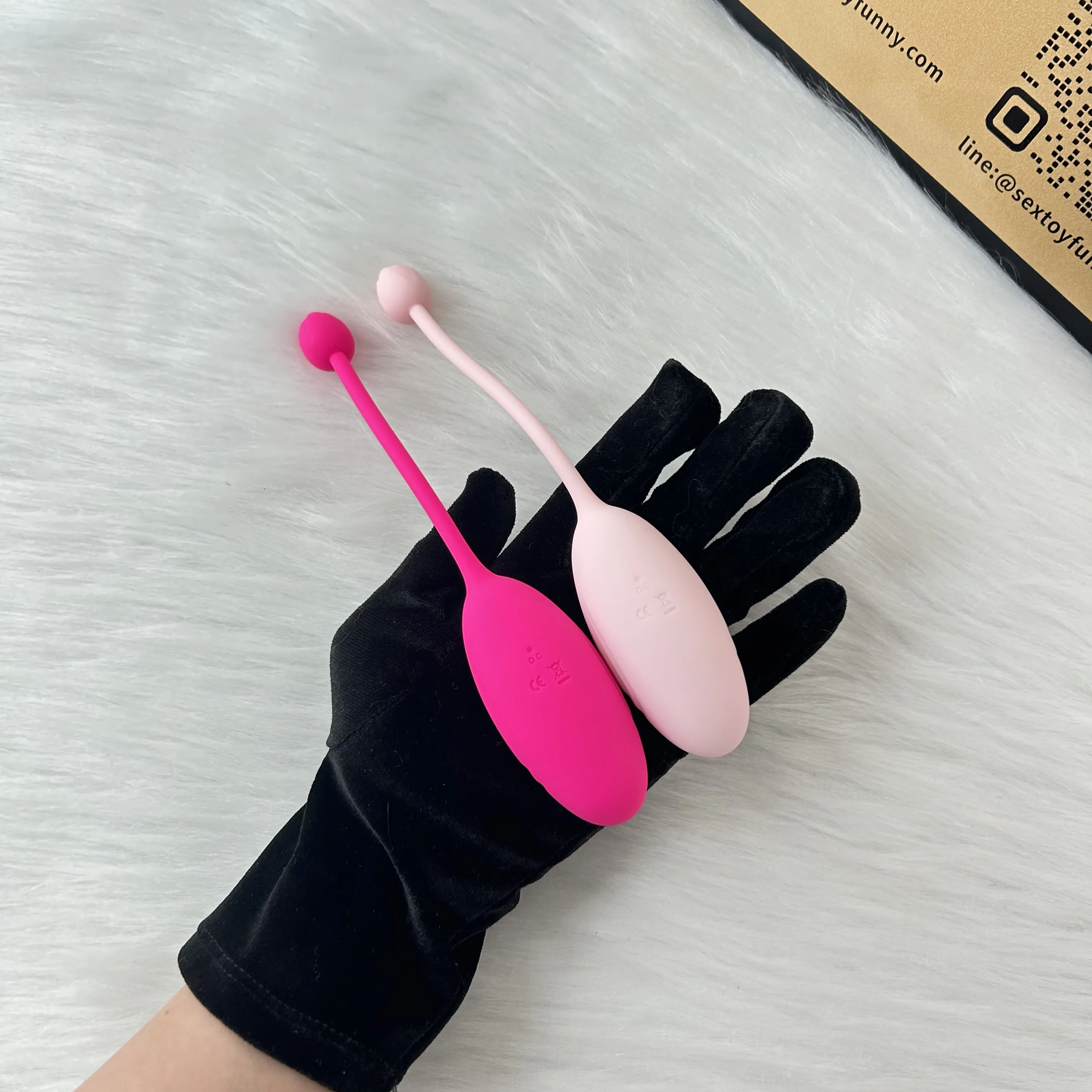 9-Frequency Petal-Shaped Tail Vibrating Egg 2 Colors