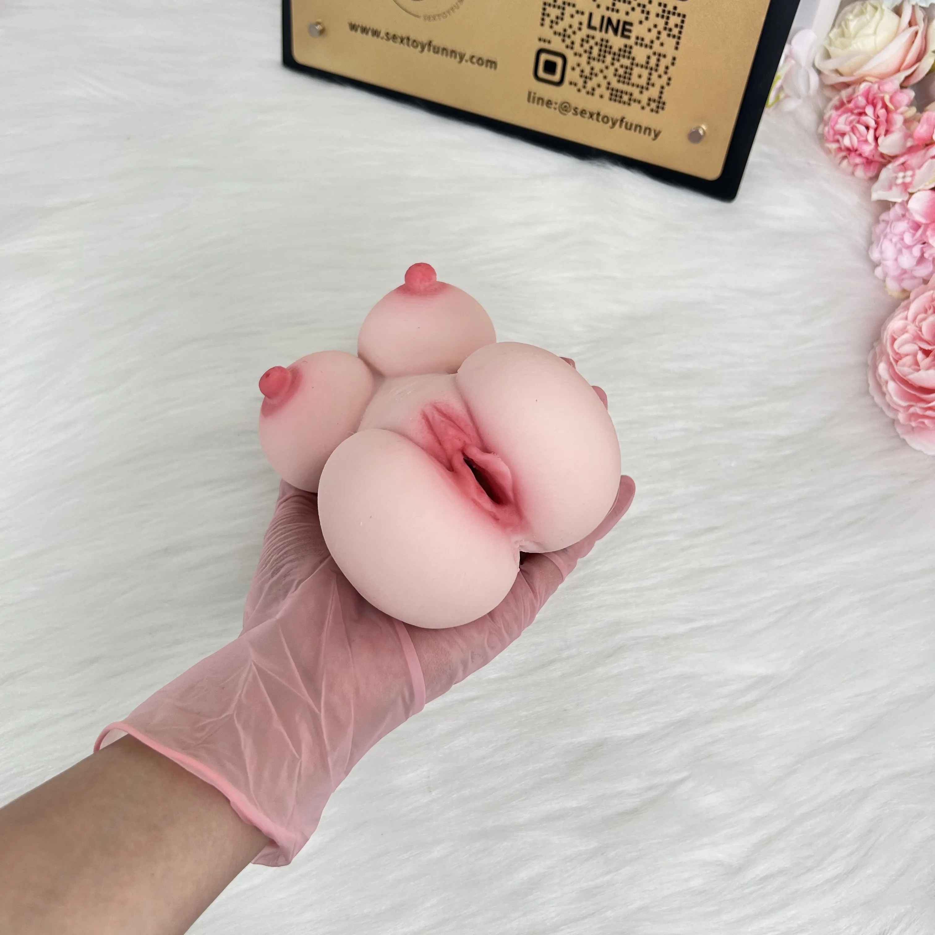 JIUAI—Meng Qi Realistic Vagina Round Perfect Buttocks 550g