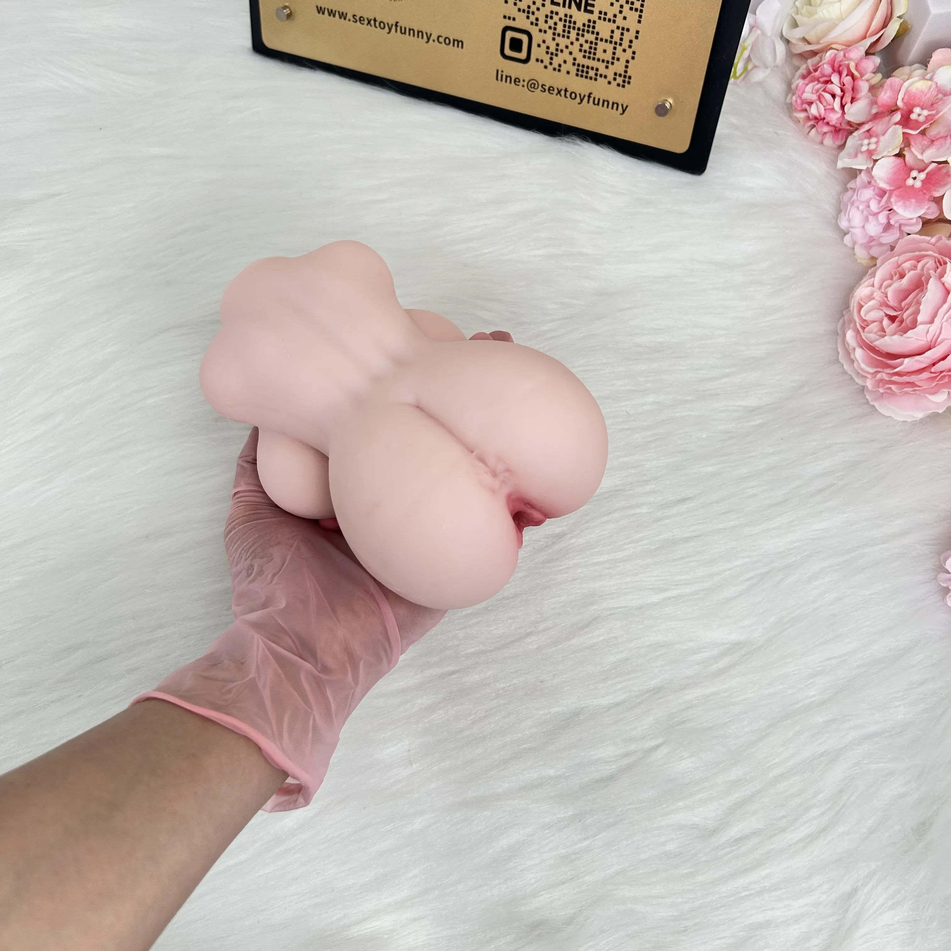 JIUAI—Meng Qi Realistic Vagina Round Perfect Buttocks 550g