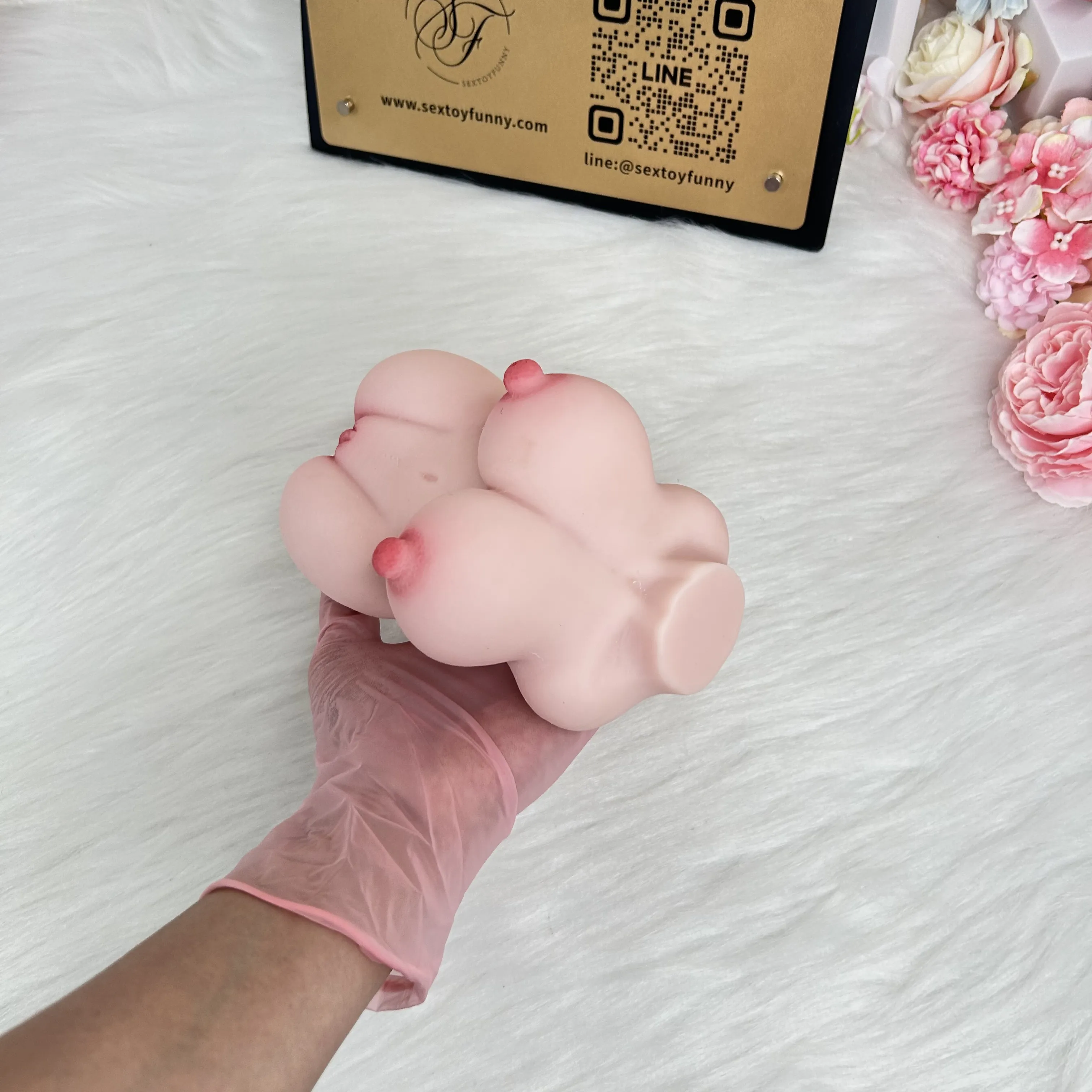 JIUAI—Meng Qi Realistic Vagina Round Perfect Buttocks 550g