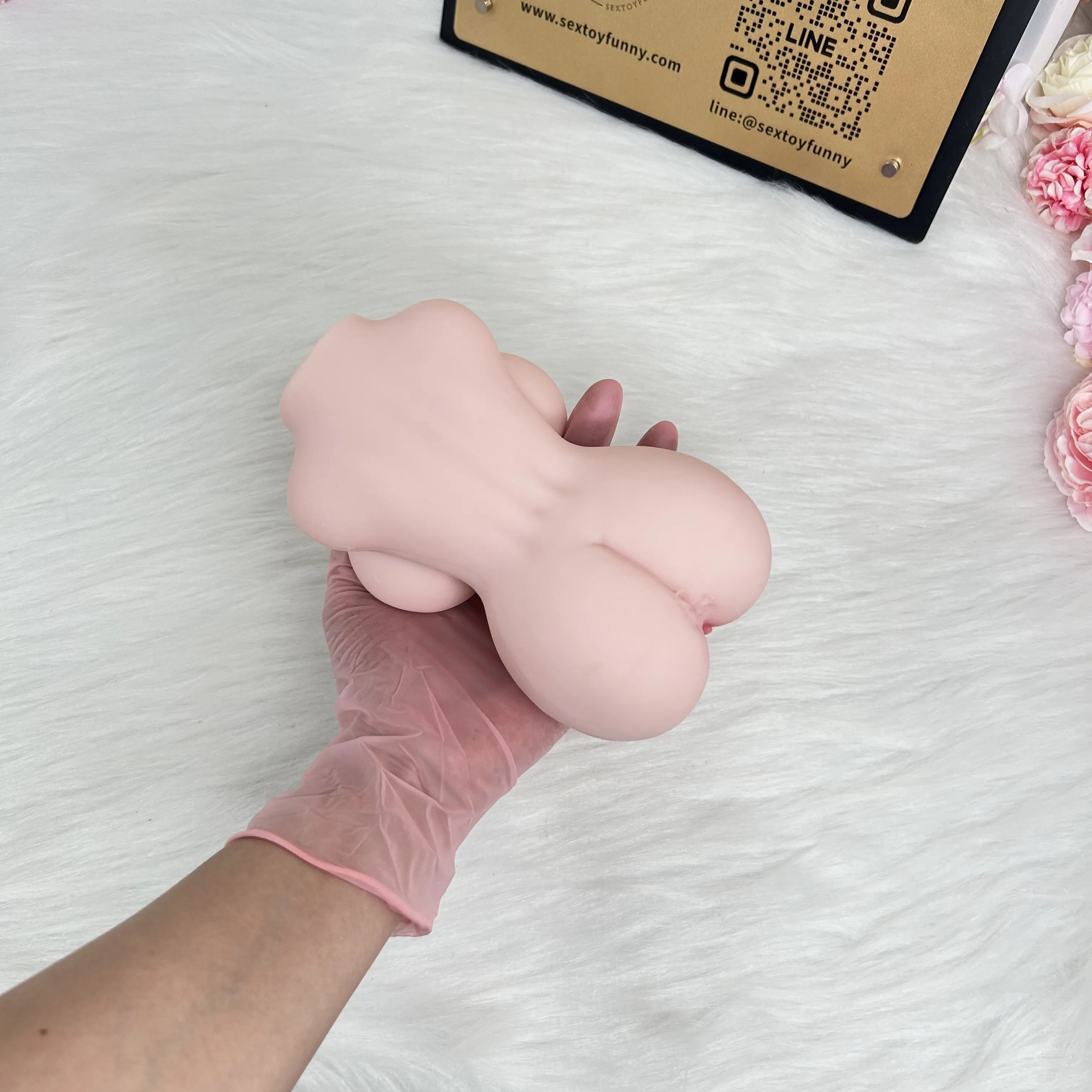 JIUAI—Meng Qi Realistic Vagina Round Perfect Buttocks 550g