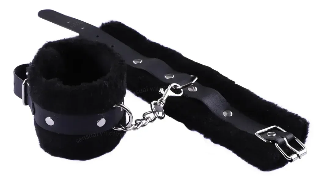 ชุดเซท BDSM อุปกรณ์พันธนาการ ชุด 3 ชิ้น ที่ปิดตาสีดำ กุญแจมือ ขนนก