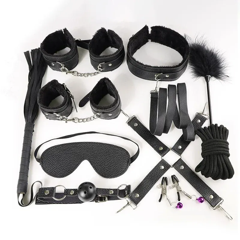 ชุดเซท BDSM ชุดSM 10 ชิ้น สำหรับควบคุมท่าทาง วัสดุPU การผูกมัด พันธนาการ และการตีเพื่อฝึกวินัยแนวทางเลือก