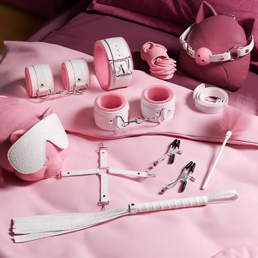 อุปกรณ์พันธนาการ ชุดเครื่องหนัง 10 ชิ้น ลายผิวแบบลูกลิ้นจี่ วัสดุ PU