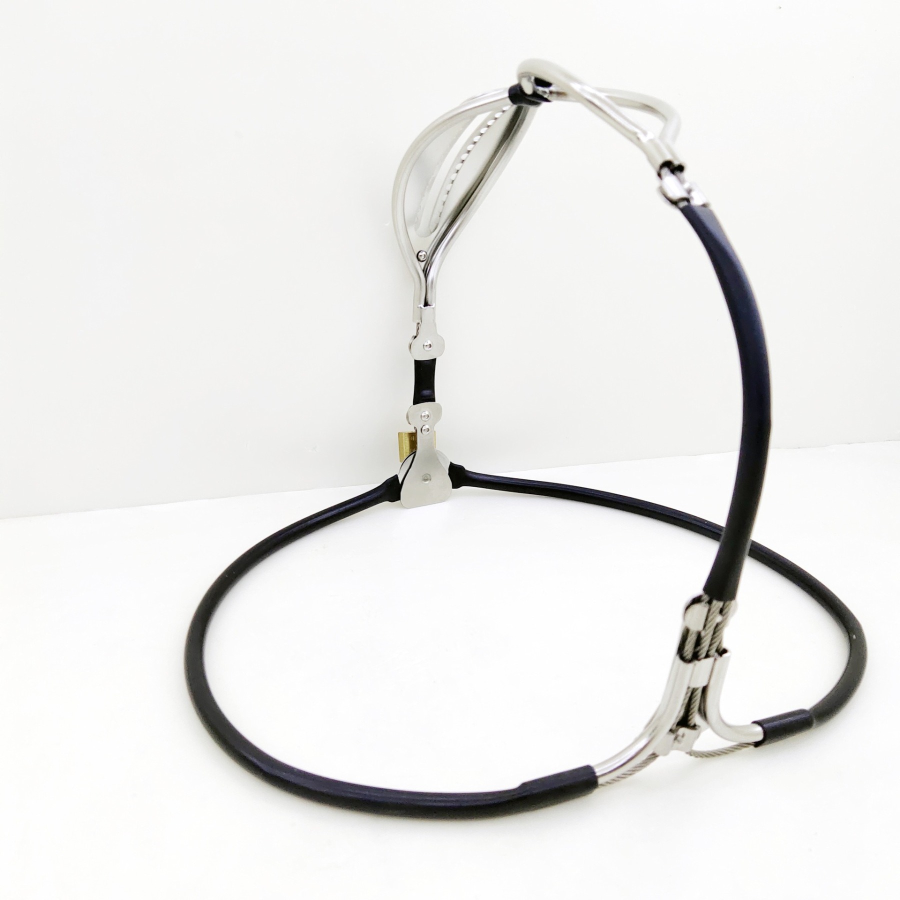 0137 ชุดล็อกช่องคลอดผู้หญิง ออกแบบเออร์โกโนมิก ปรับขนาดได้ ผลิตจากสเตนเลสสตีลเกรด 304