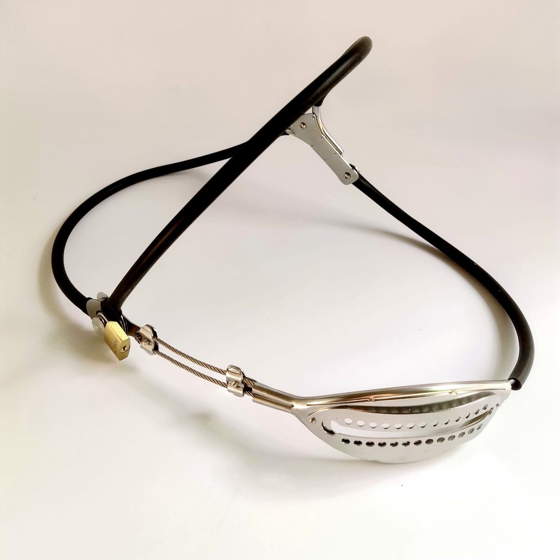 0137 ชุดล็อกช่องคลอดผู้หญิง ออกแบบเออร์โกโนมิก ปรับขนาดได้ ผลิตจากสเตนเลสสตีลเกรด 304