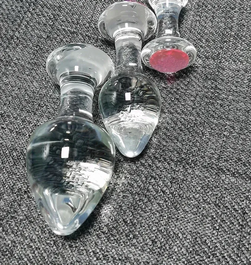 Ice And Fire Drop-Shaped Glass Butt Plug 3 Sizes Available
