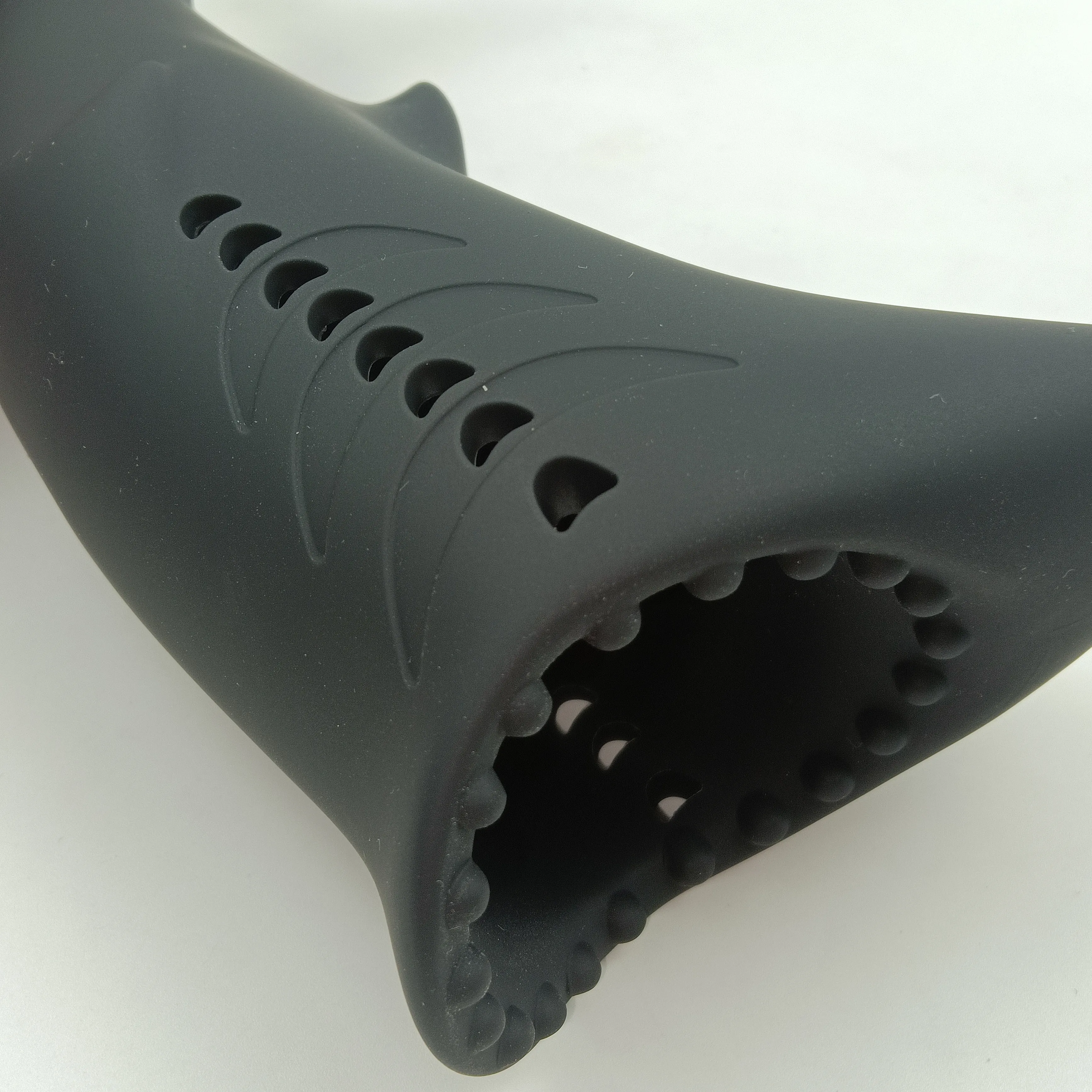 9 Modes Licking & Vibrating App Shark Shaped Masturbator