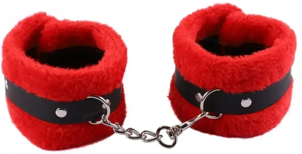 ชุดเซท BDSM อุปกรณ์พันธนาการ ชุด 3 ชิ้น ที่ปิดตาสีดำ กุญแจมือ ขนนก