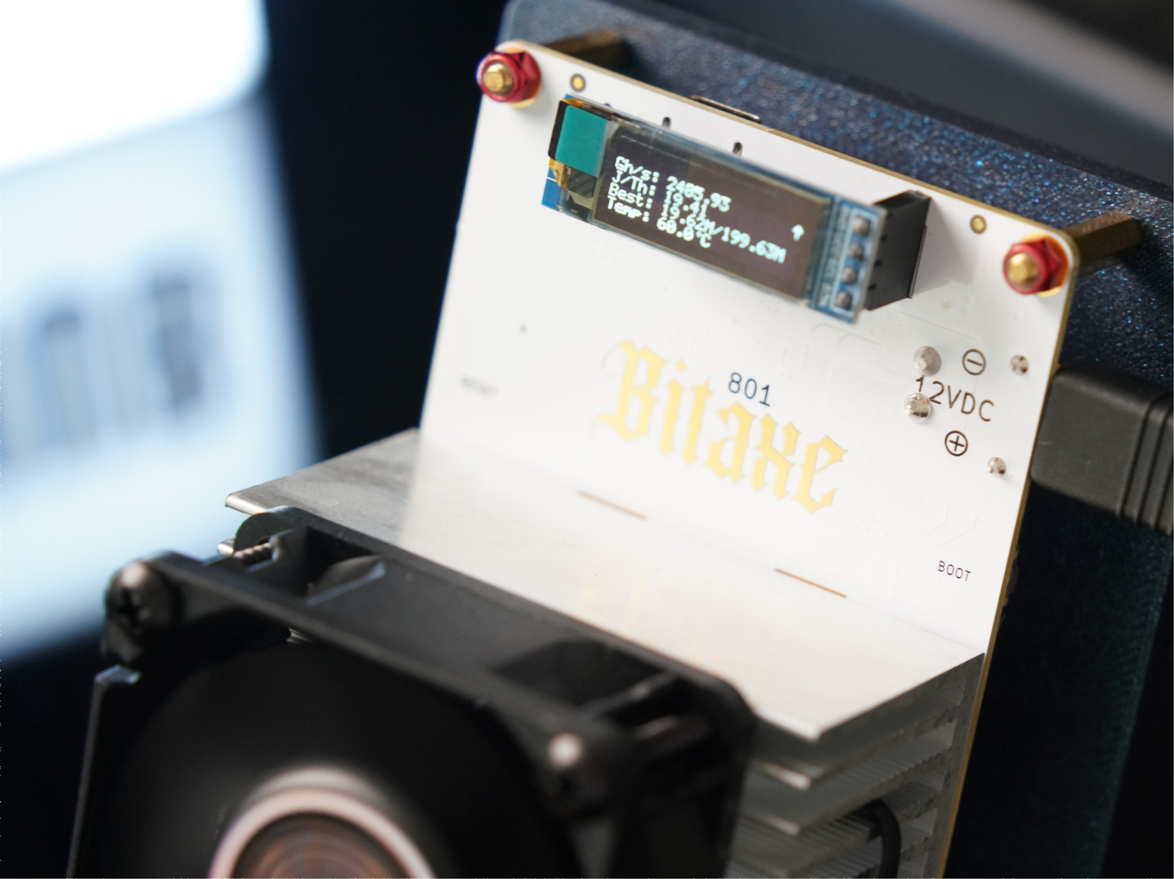 BitAxe GT 801 Review: 2.4 TH/s Tested, BM1373 & Zyber Blanc Next-TinyChipHub Limited