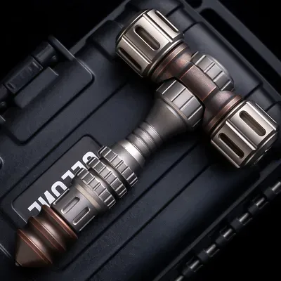 Black Mirror Design Hammer