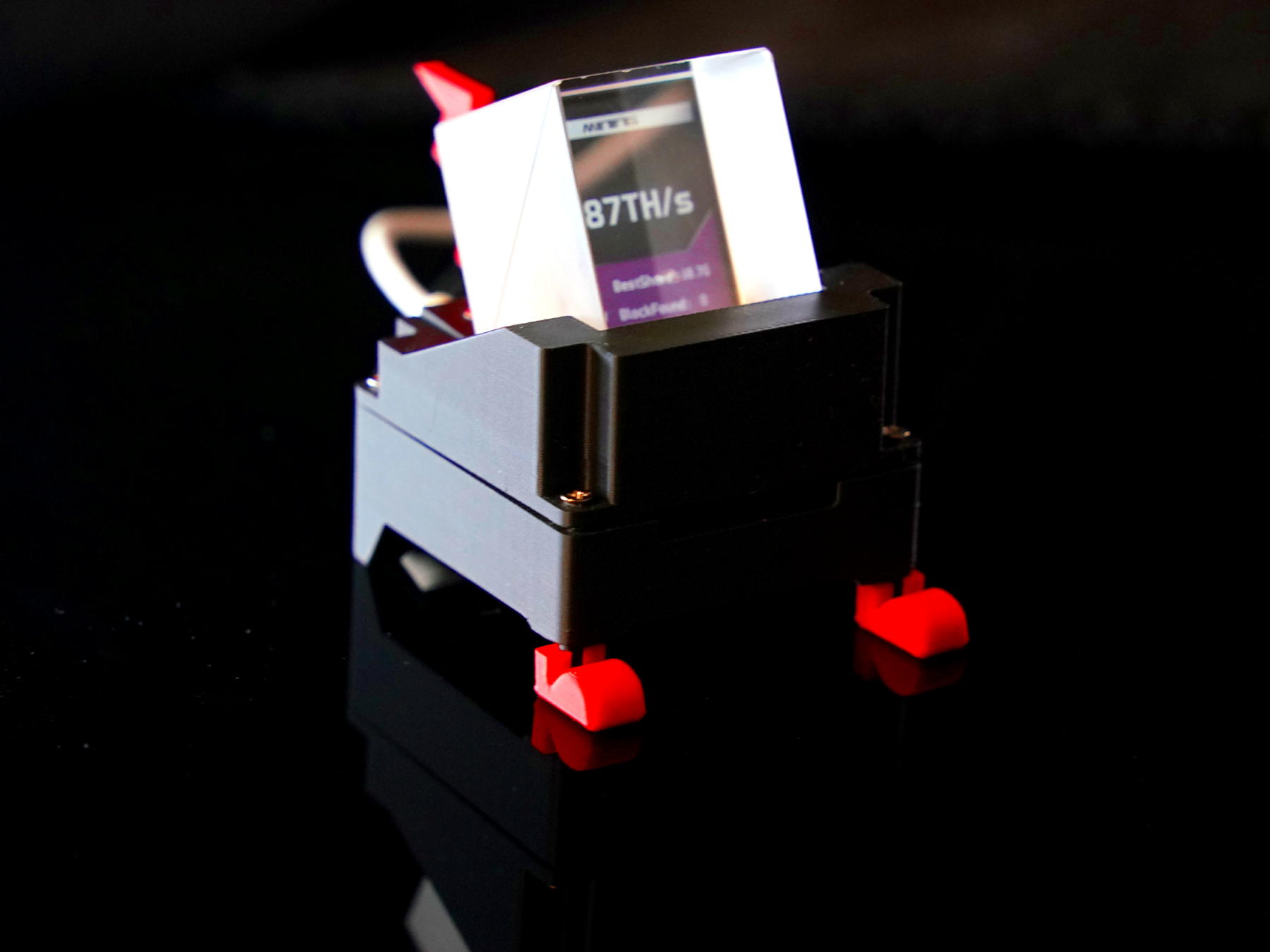 Solo Miner LCD WatchDog-TinyChipHub Limited