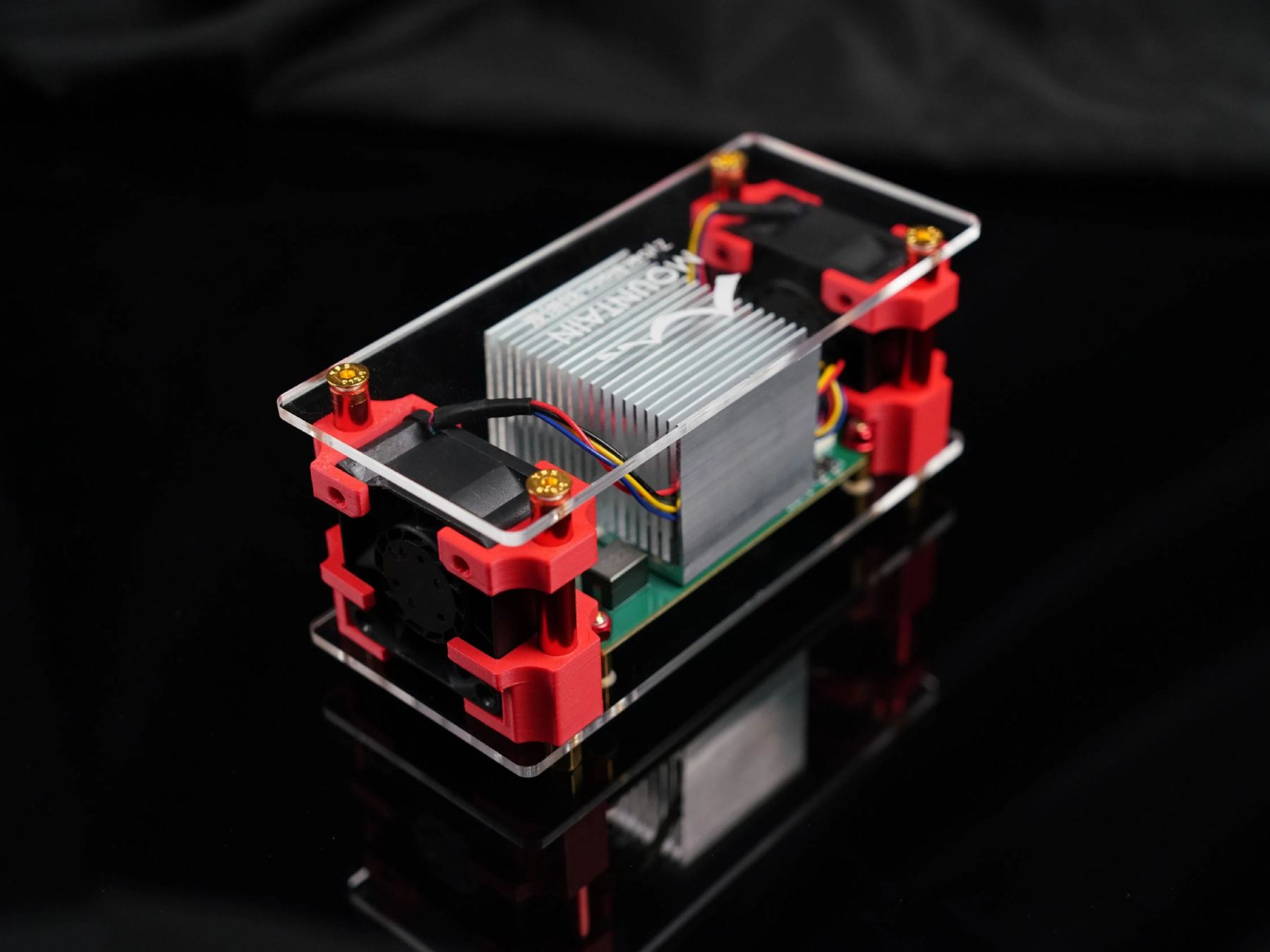 Zyber Blanc BM1373 Miner