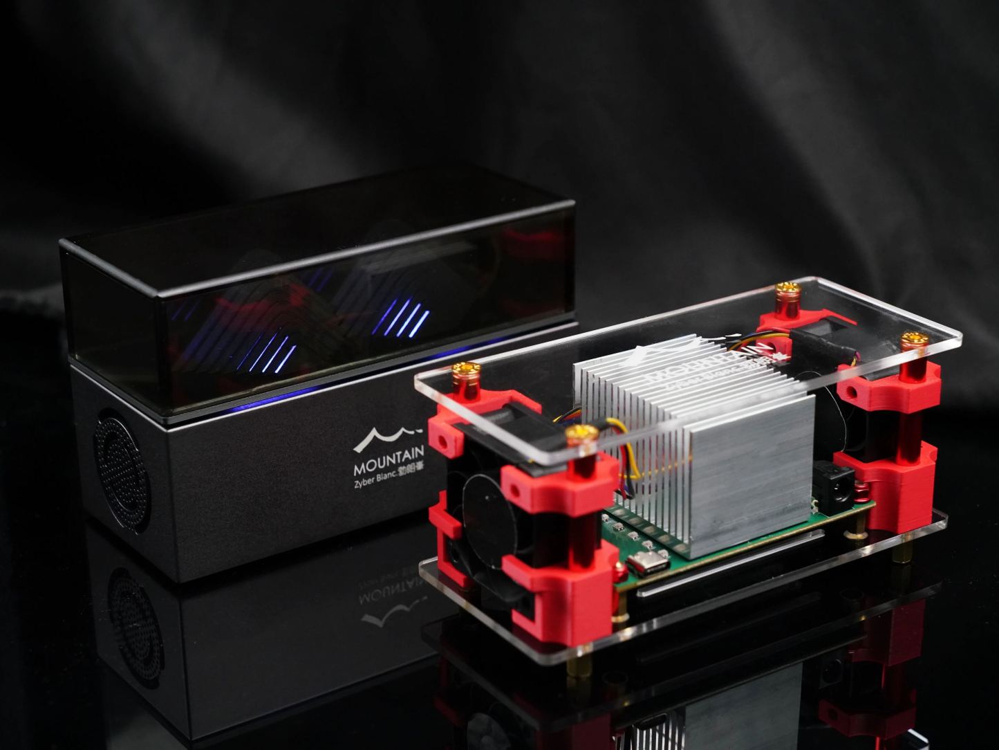 Zyber Blanc BM1373 Miner