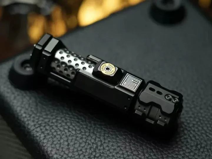 NAYICI × MUYI Musketeer EDC Slider​