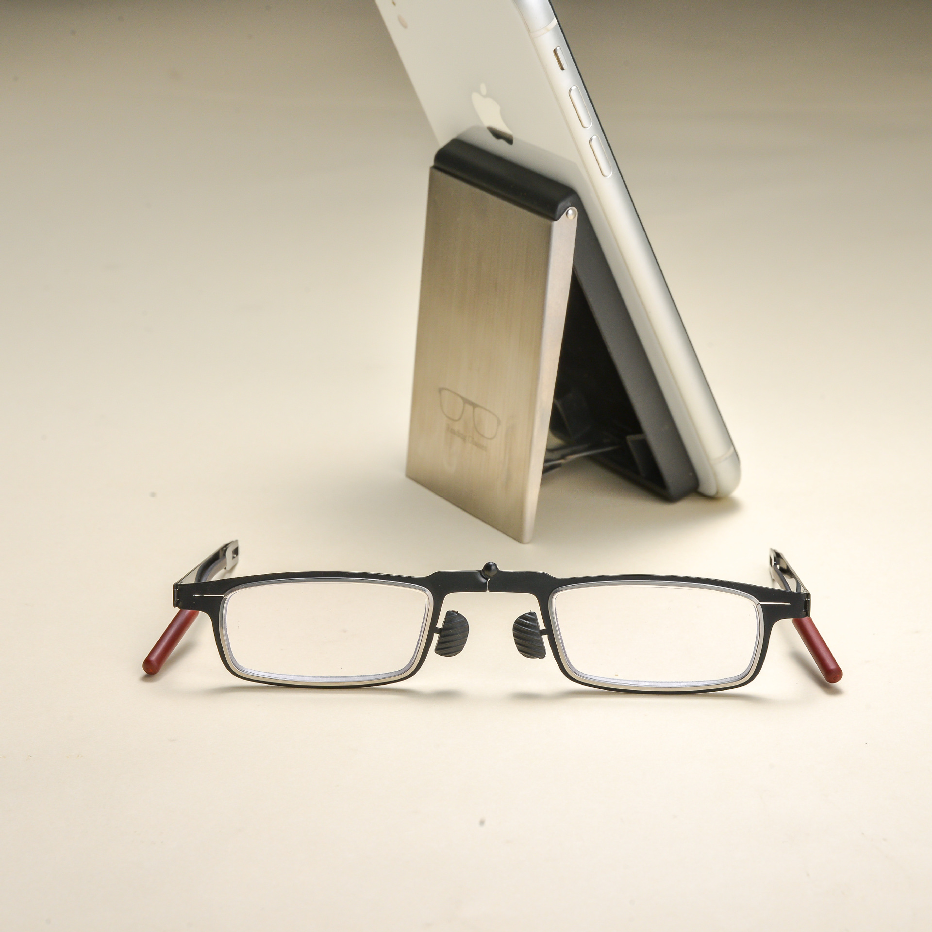 ✨Upgrade Your Vision for the Price of a Few Coffees! ☕️ Get intelligent, auto-focus, blue-light blocking readers that adjust to YOU. ✨No prescription needed!