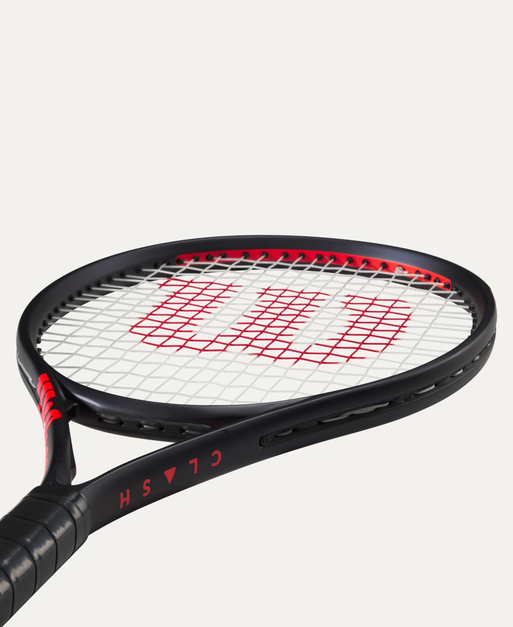Wilson Clash 25 V3 Junior Tennis Racket (Pre-strung)