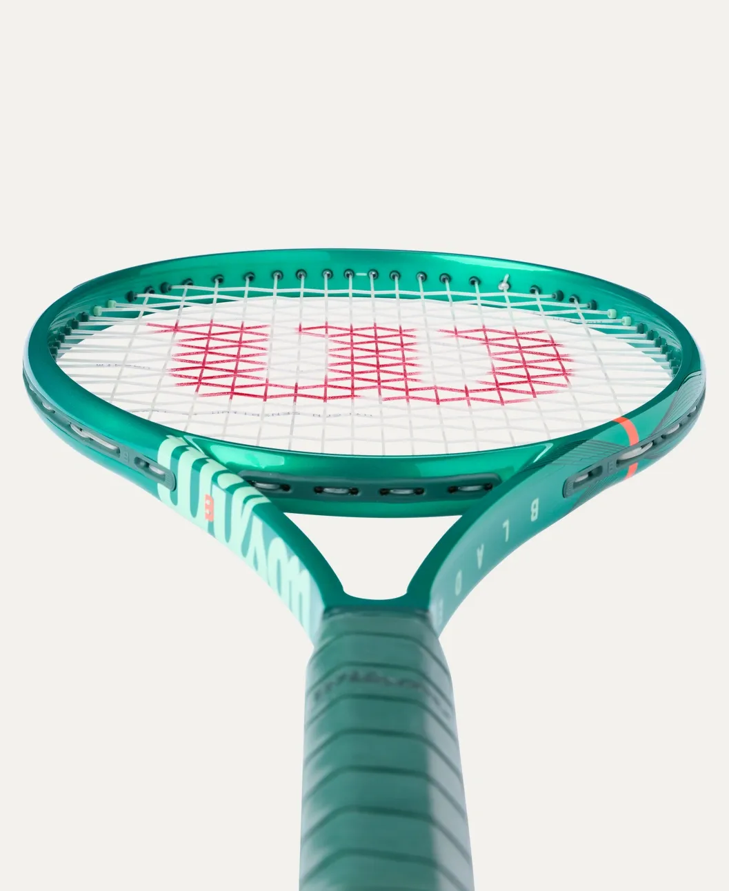 Wilson Blade 98 16x19 V10 Tennis Racket