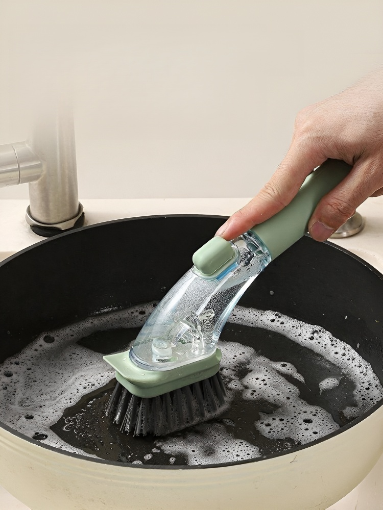 高效去污廚房刷使用情境