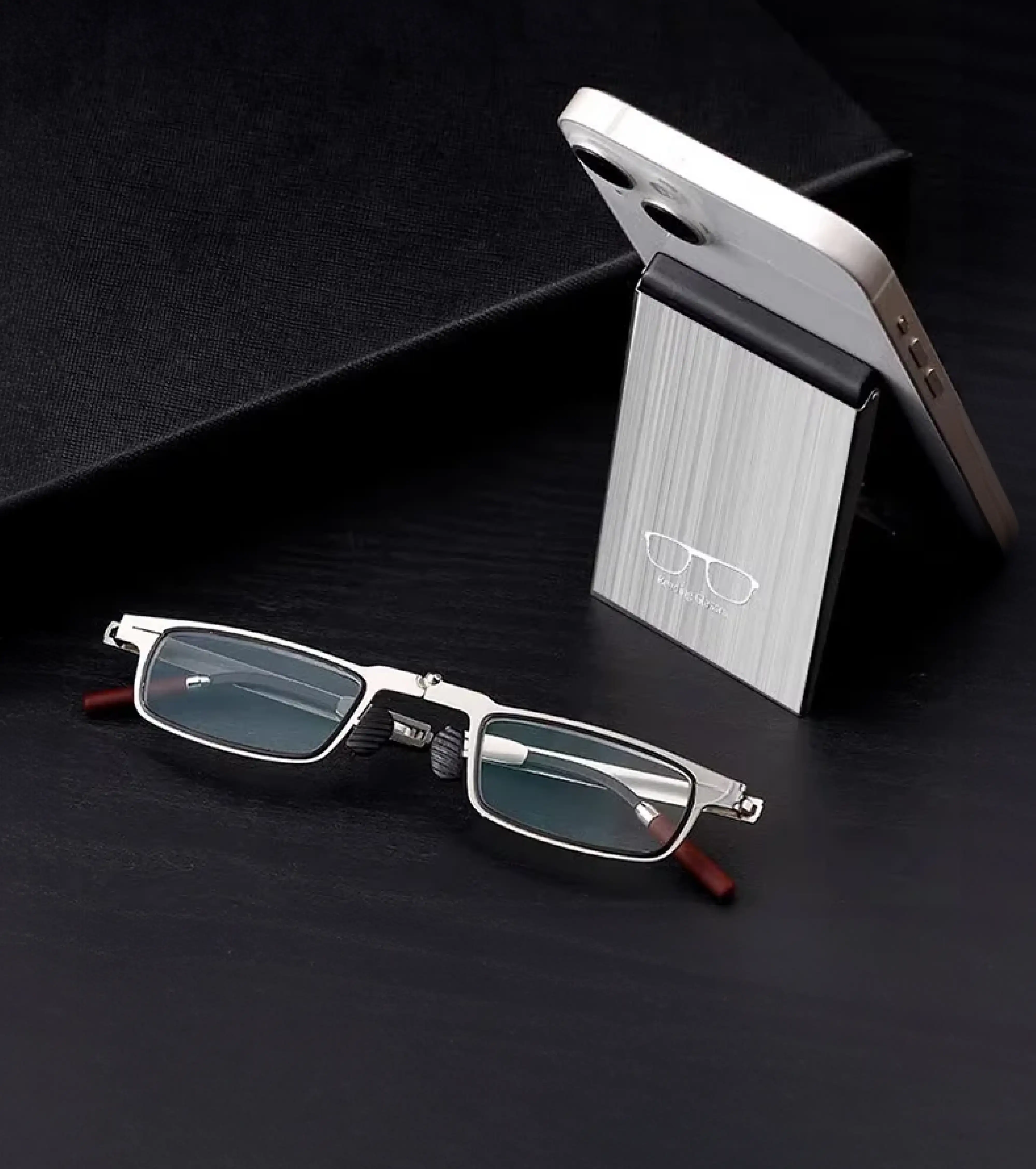 折りたたみ式超軽量薄型老眼鏡