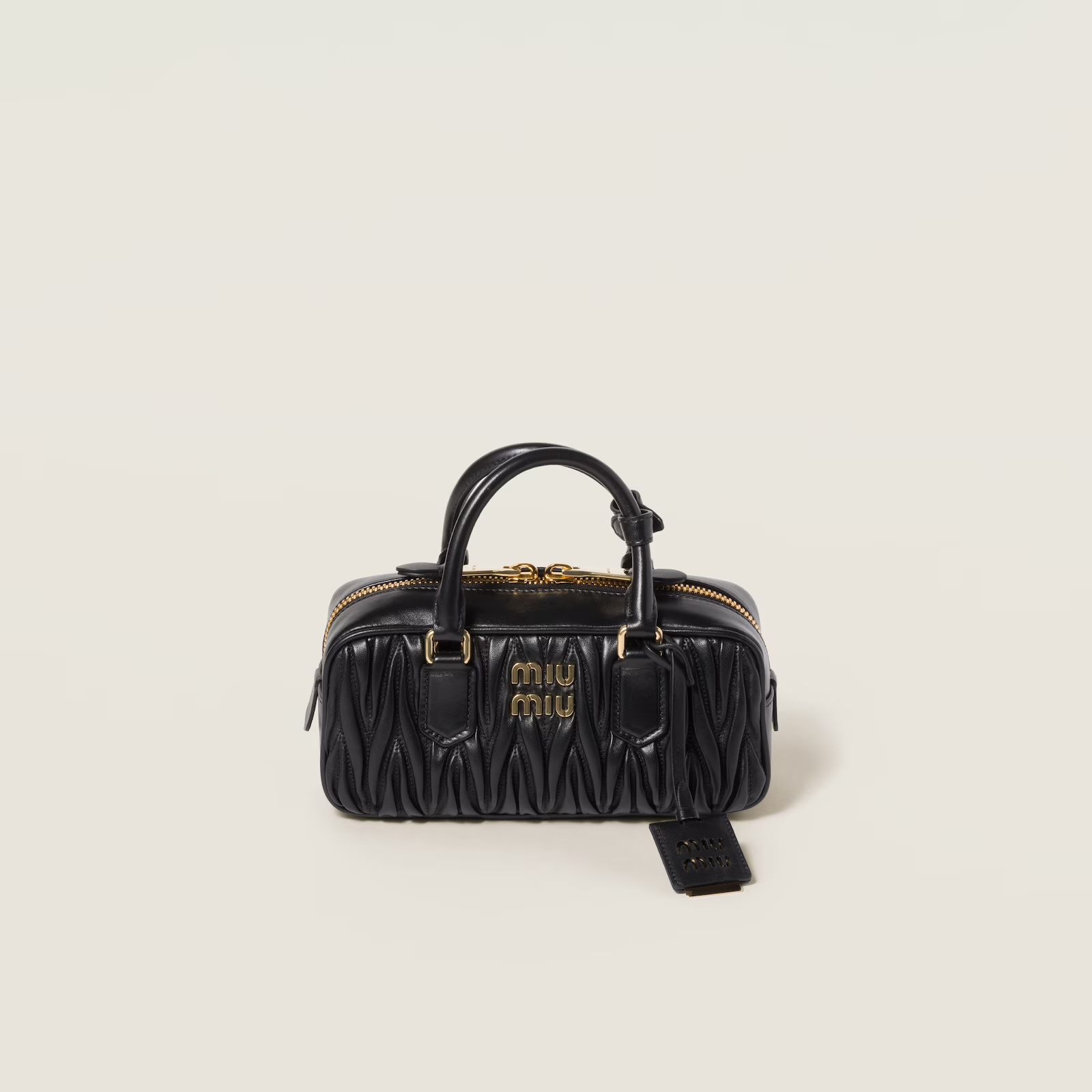 MIUMIU】アルカディ マテラッセレザー バッグ