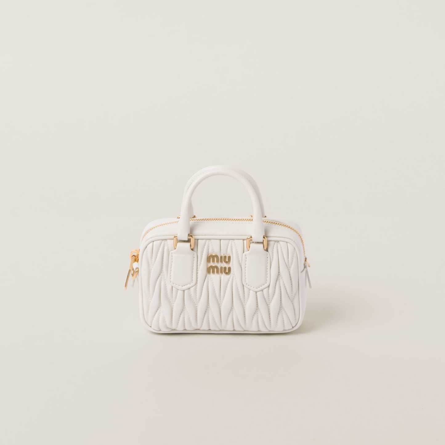 アルカディ マテラッセレザー バッグ