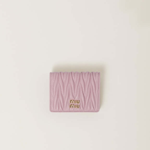 マテラッセレザー 折り財布