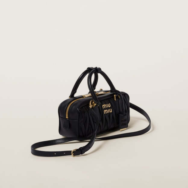 アルカディ マテラッセレザー バッグ