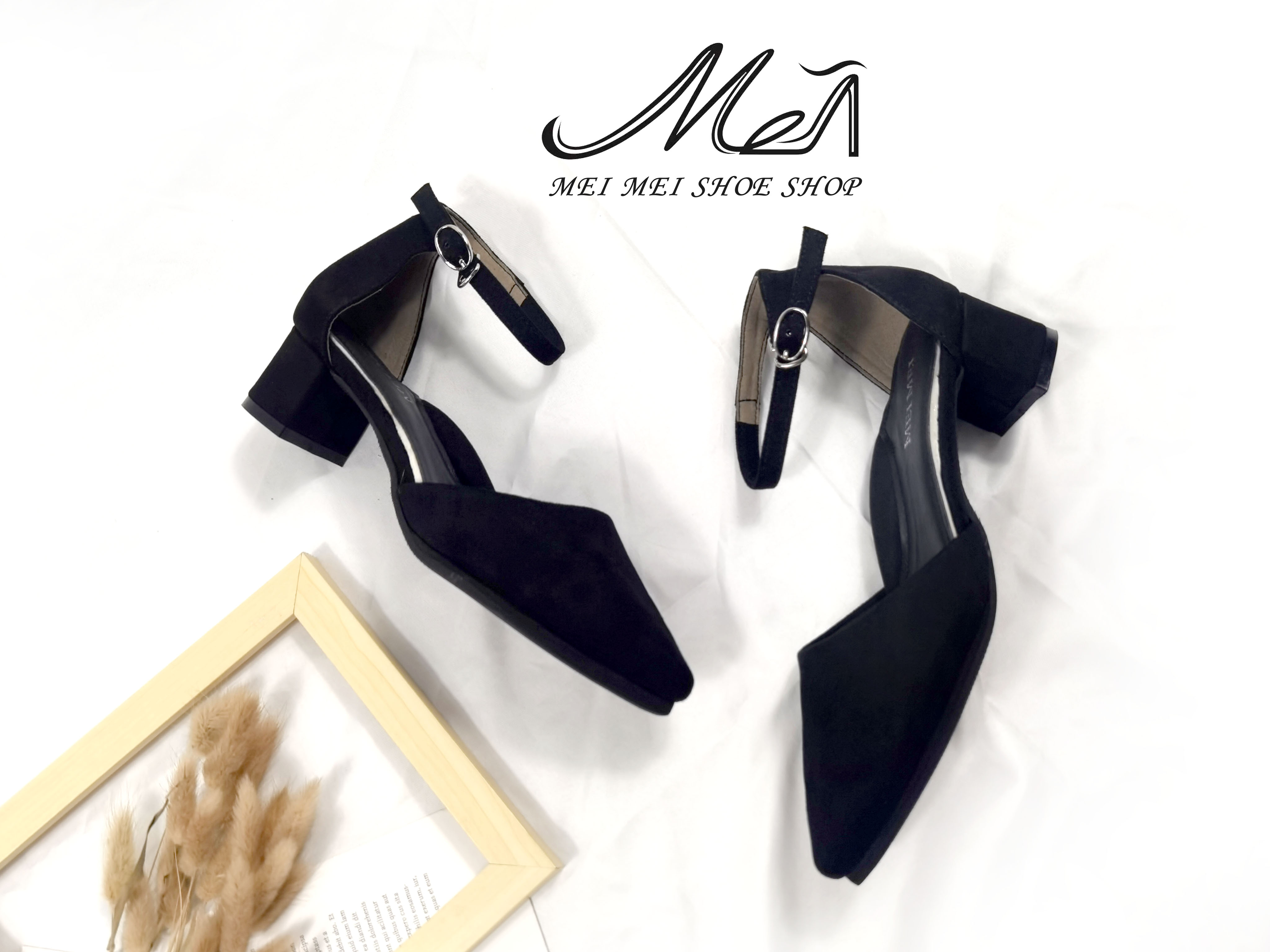 尖頭一字後帶粗跟涼