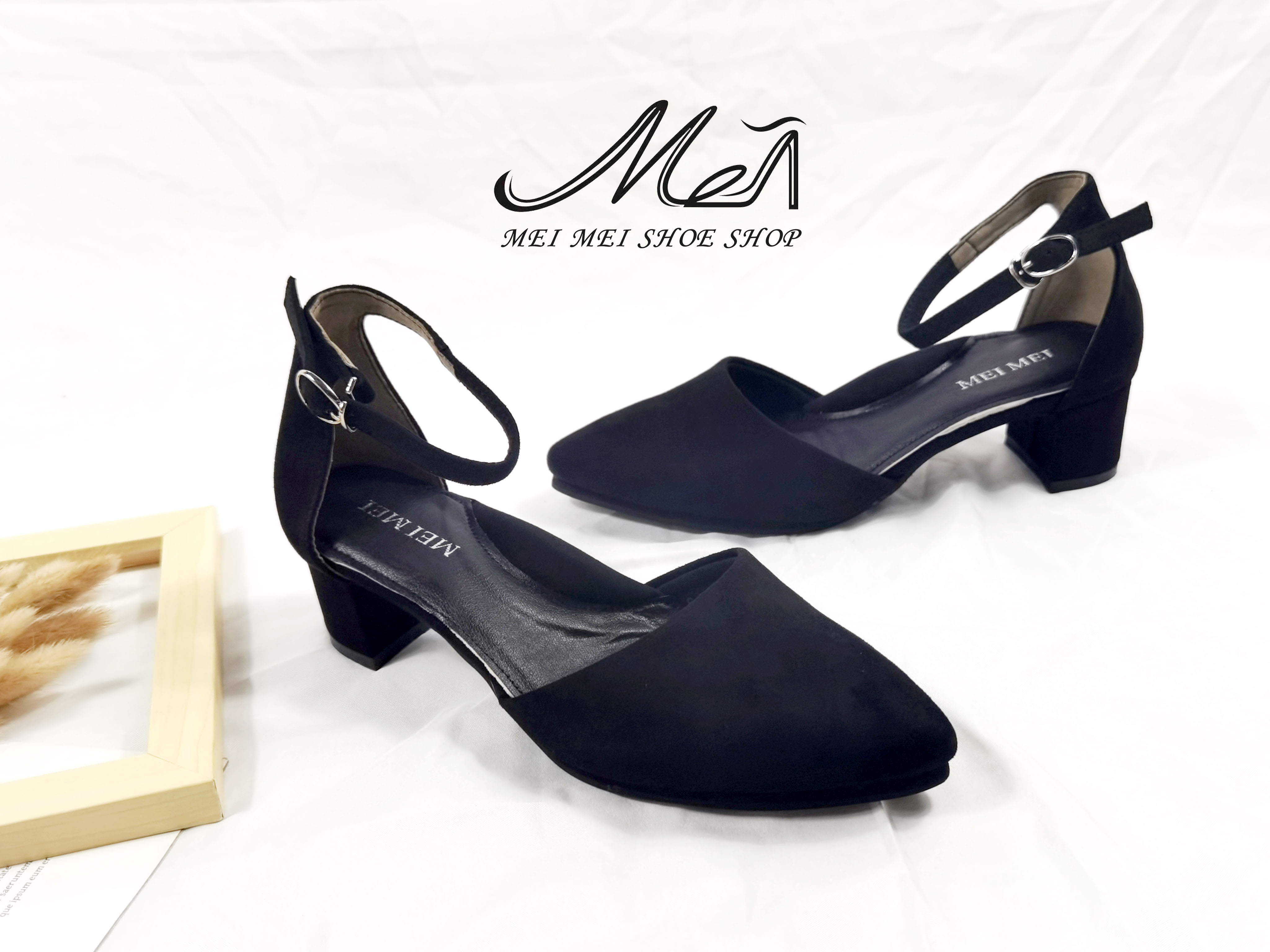 尖頭一字後帶粗跟涼