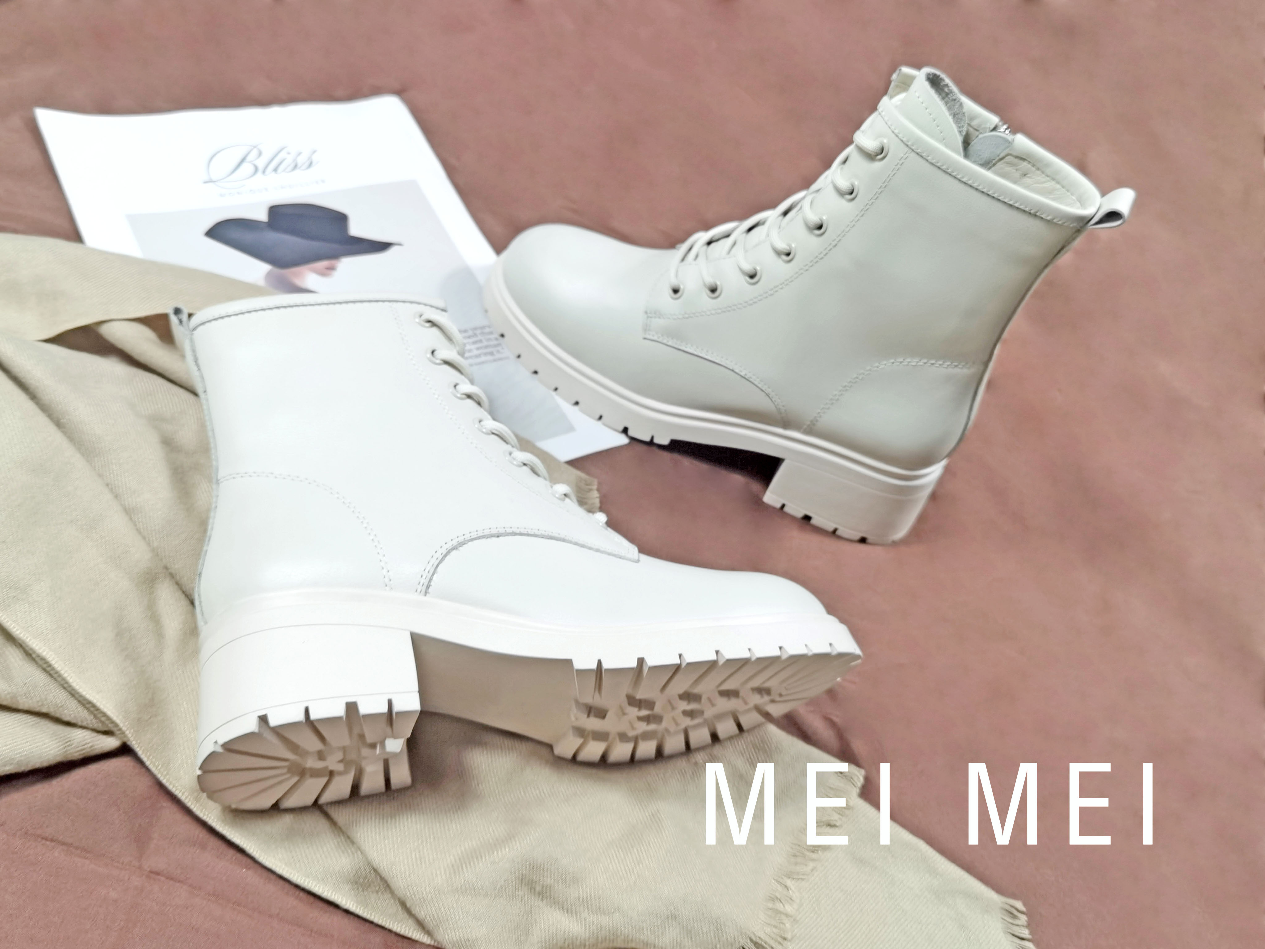 真皮綁帶粗跟馬丁靴