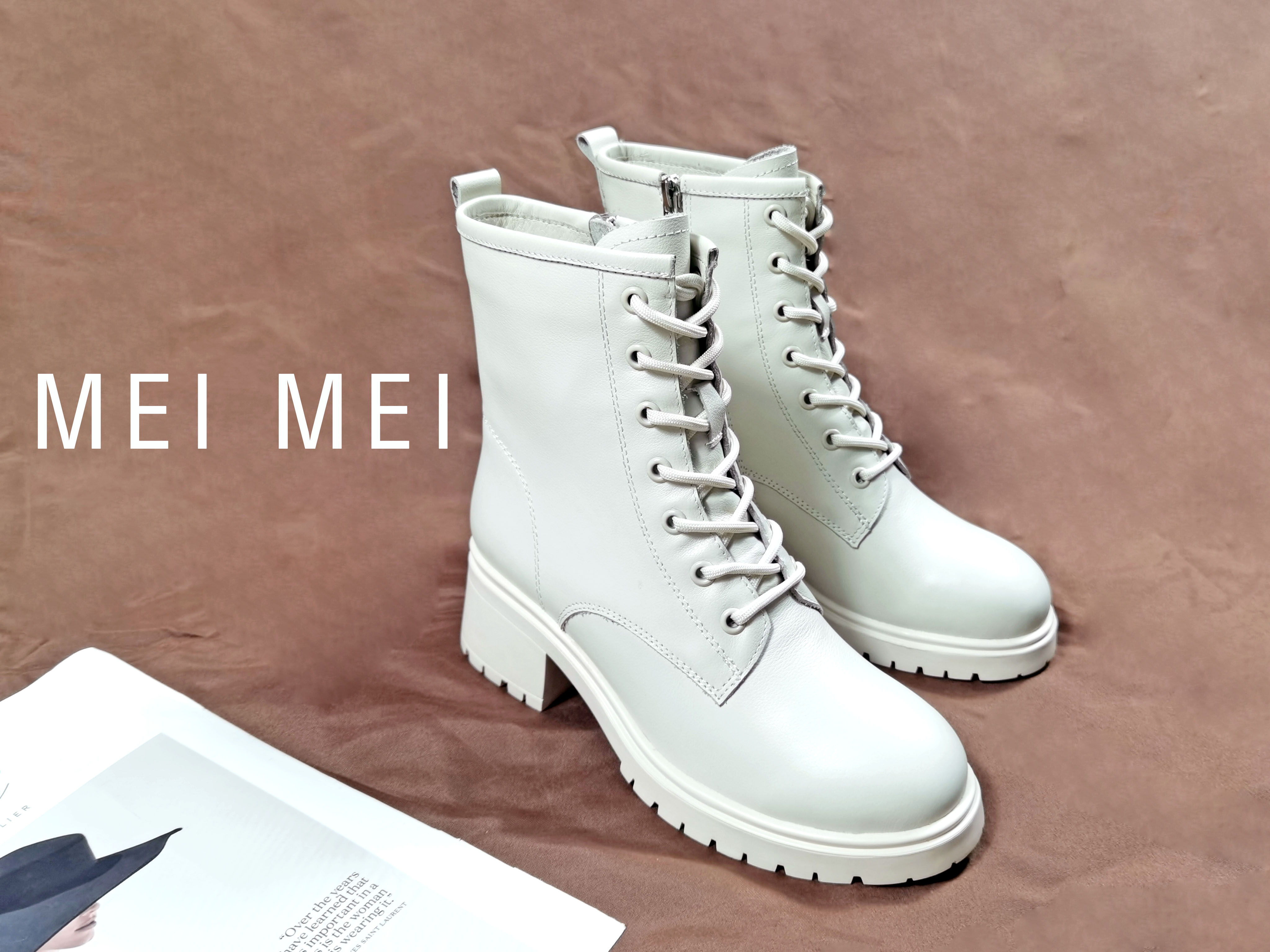 真皮綁帶粗跟馬丁靴