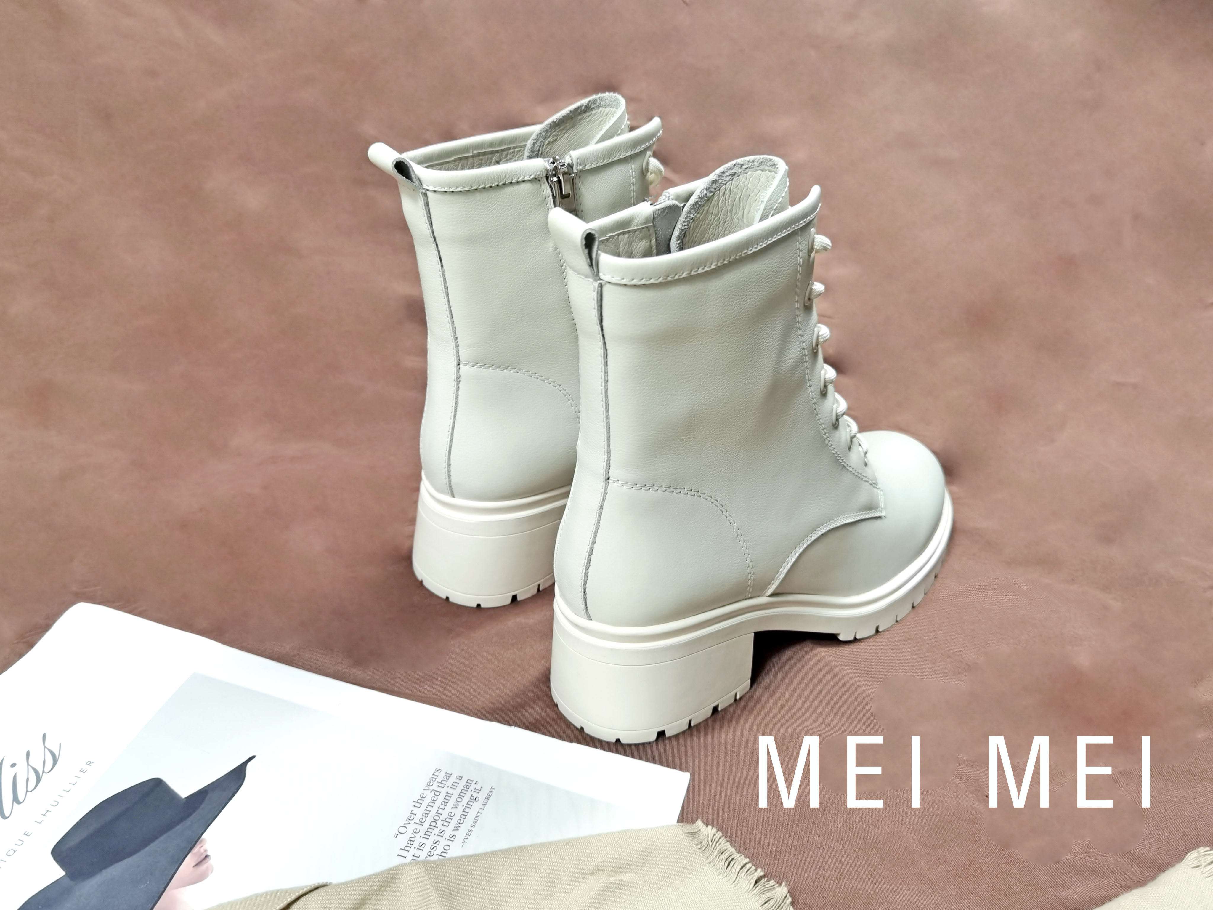 真皮綁帶粗跟馬丁靴