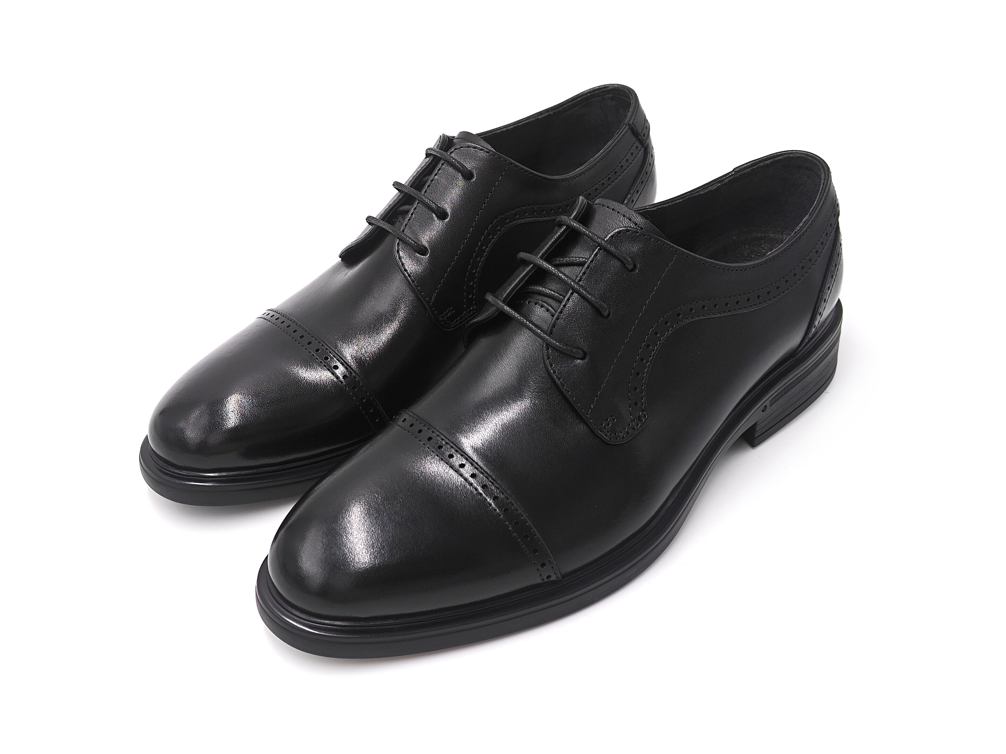 黑色真皮橫雕花商務男裝皮鞋