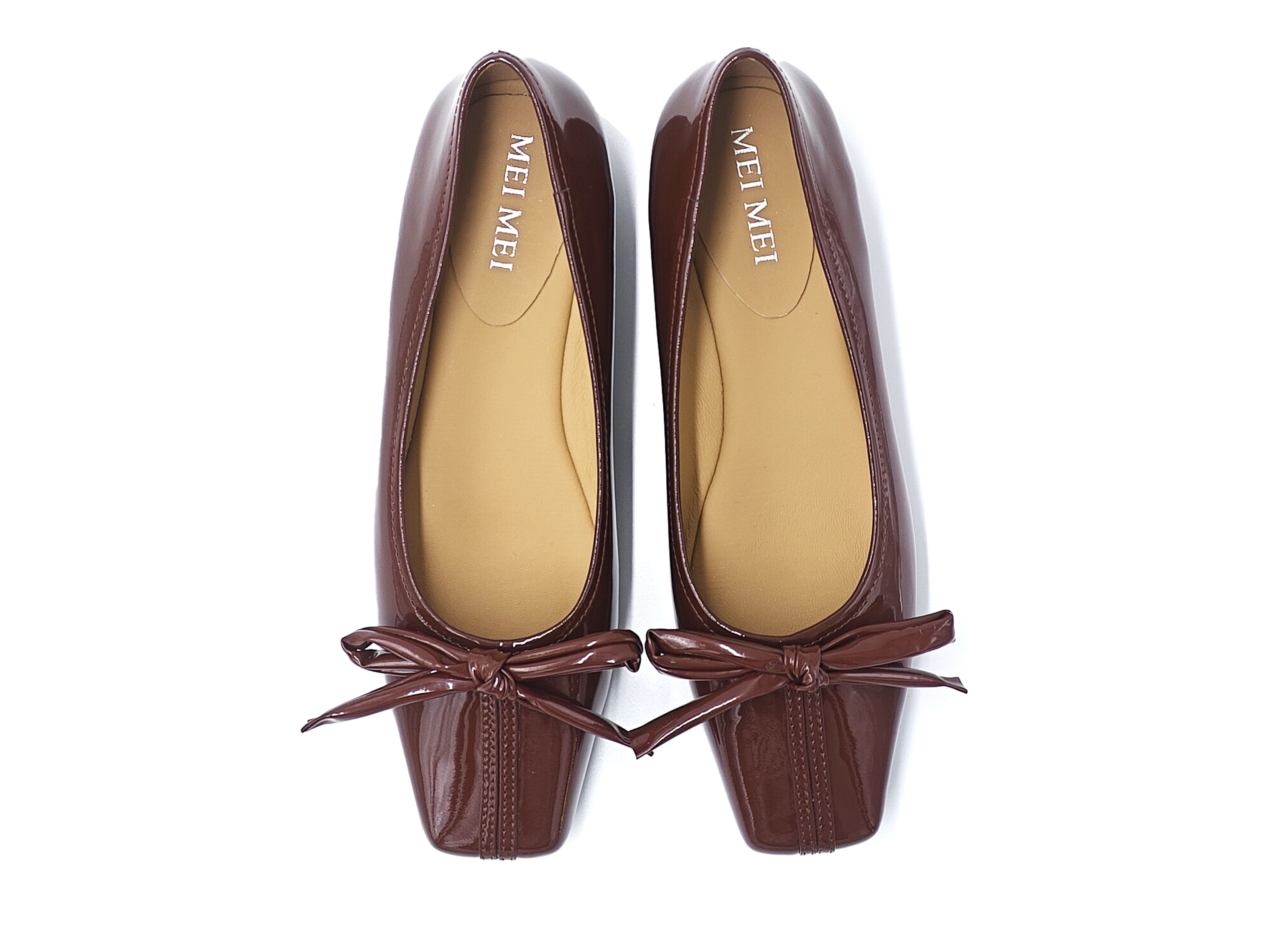 牛漆皮方頭立體蝴蝶結平底鞋