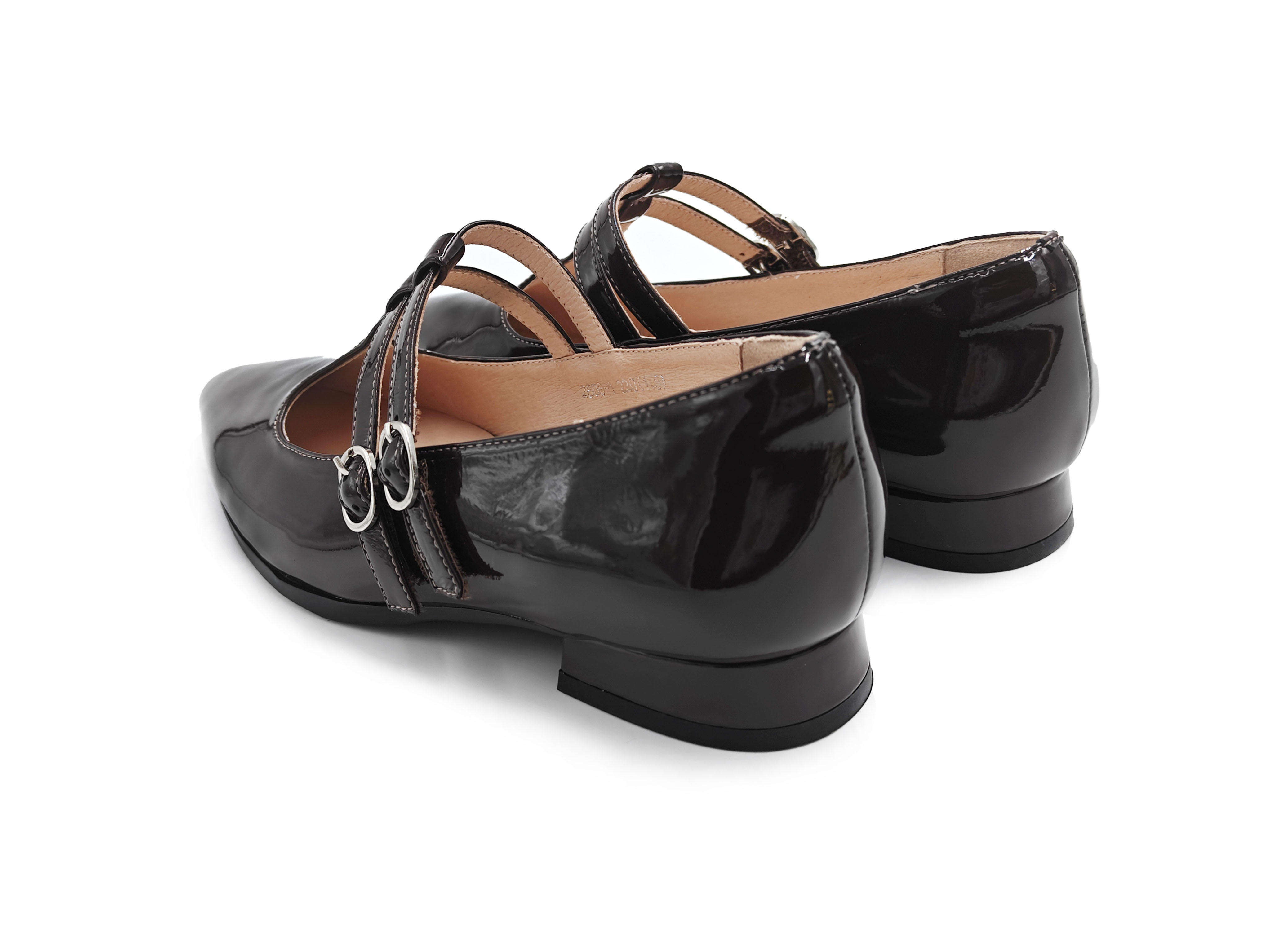 尖頭牛漆皮粗跟休閒鞋