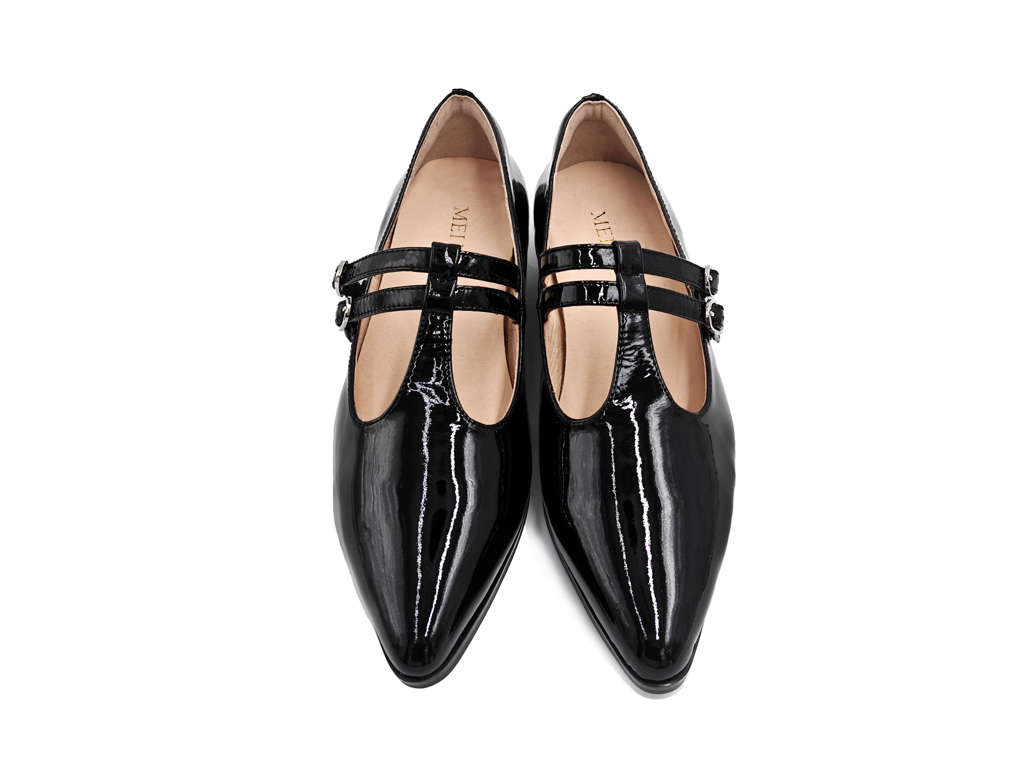 尖頭牛漆皮粗跟休閒鞋