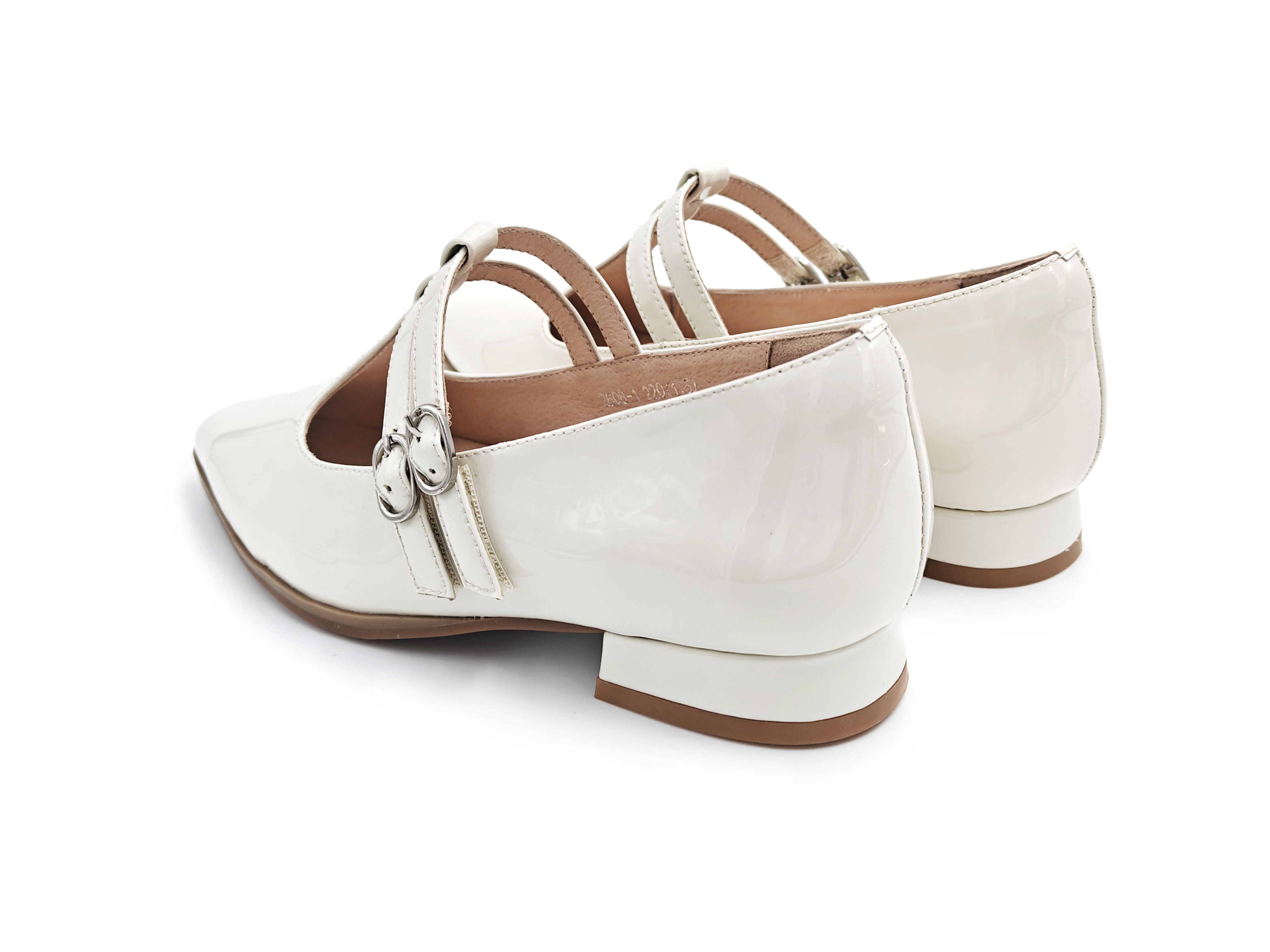 尖頭牛漆皮粗跟休閒鞋