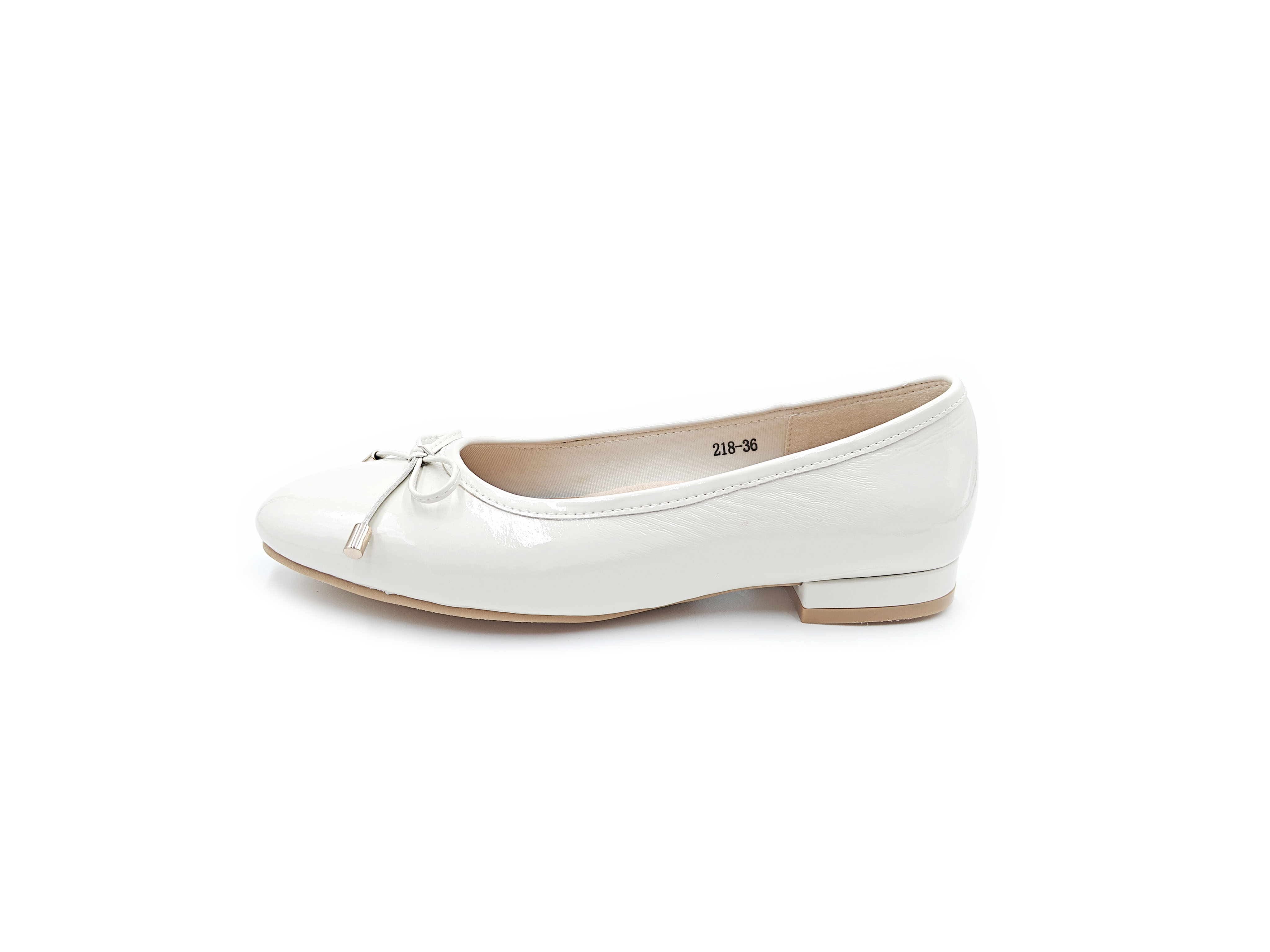 圓頭蝴蝶結軟漆皮平底鞋