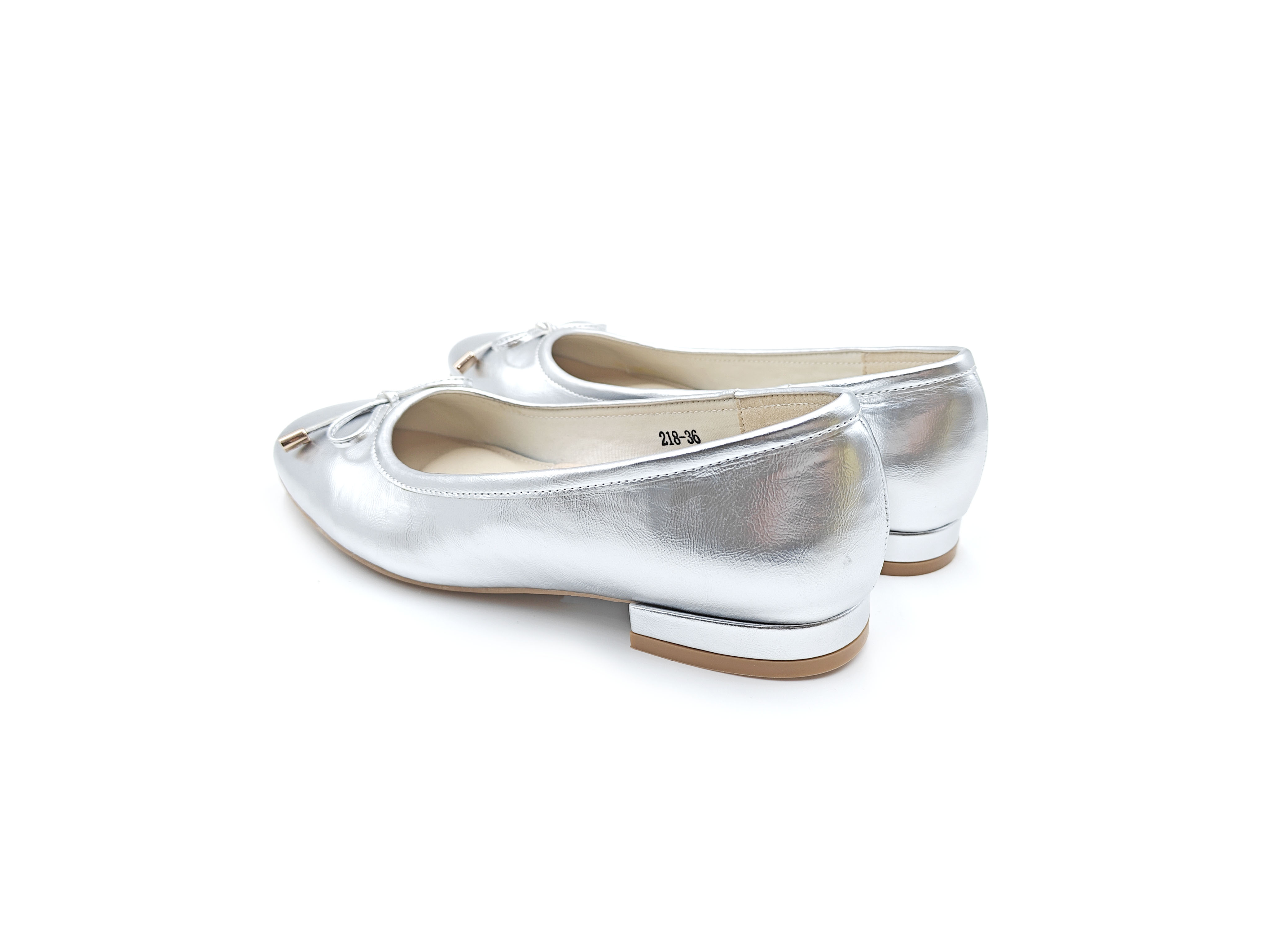 圓頭蝴蝶結軟漆皮平底鞋