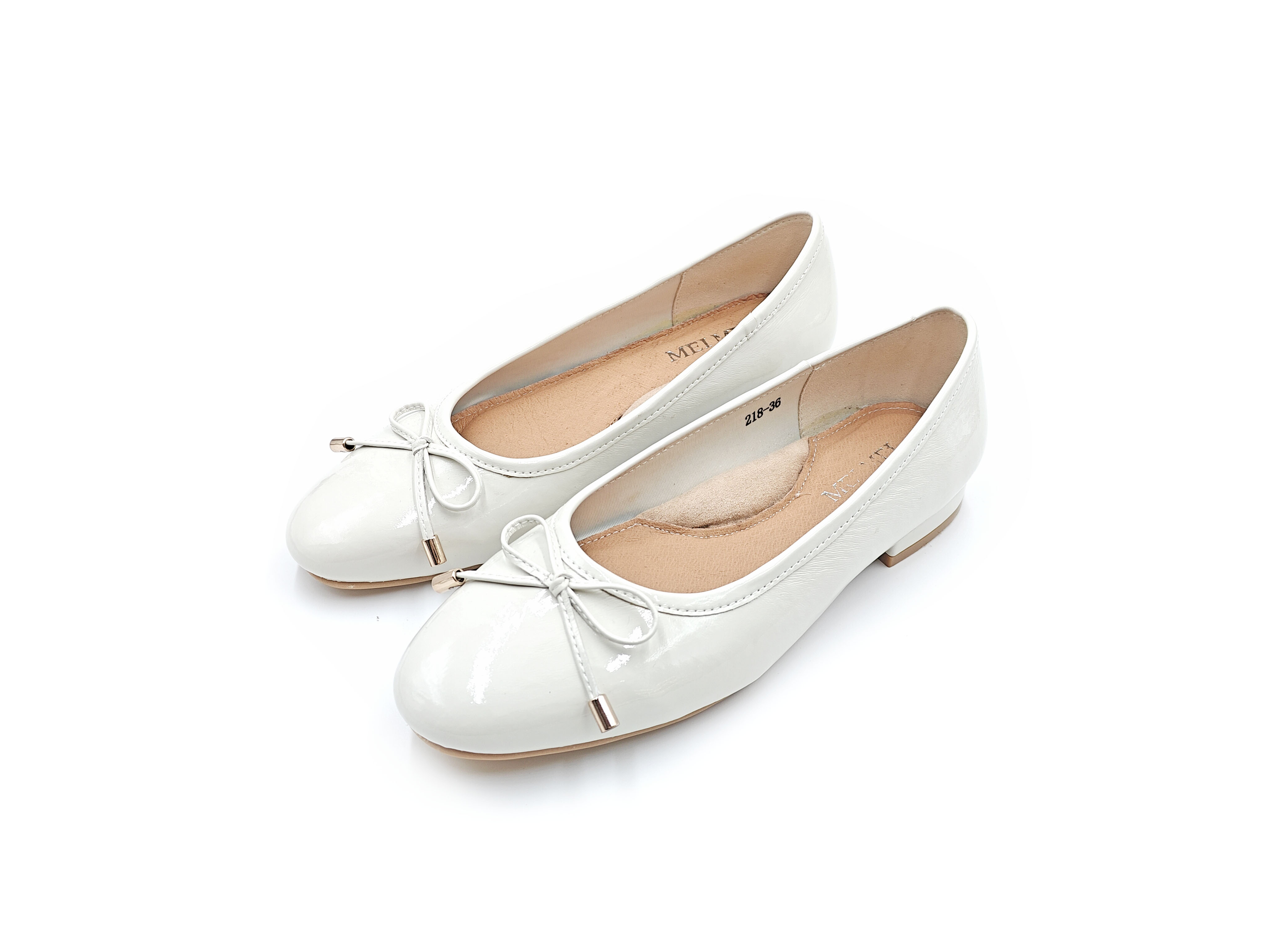 圓頭蝴蝶結軟漆皮平底鞋