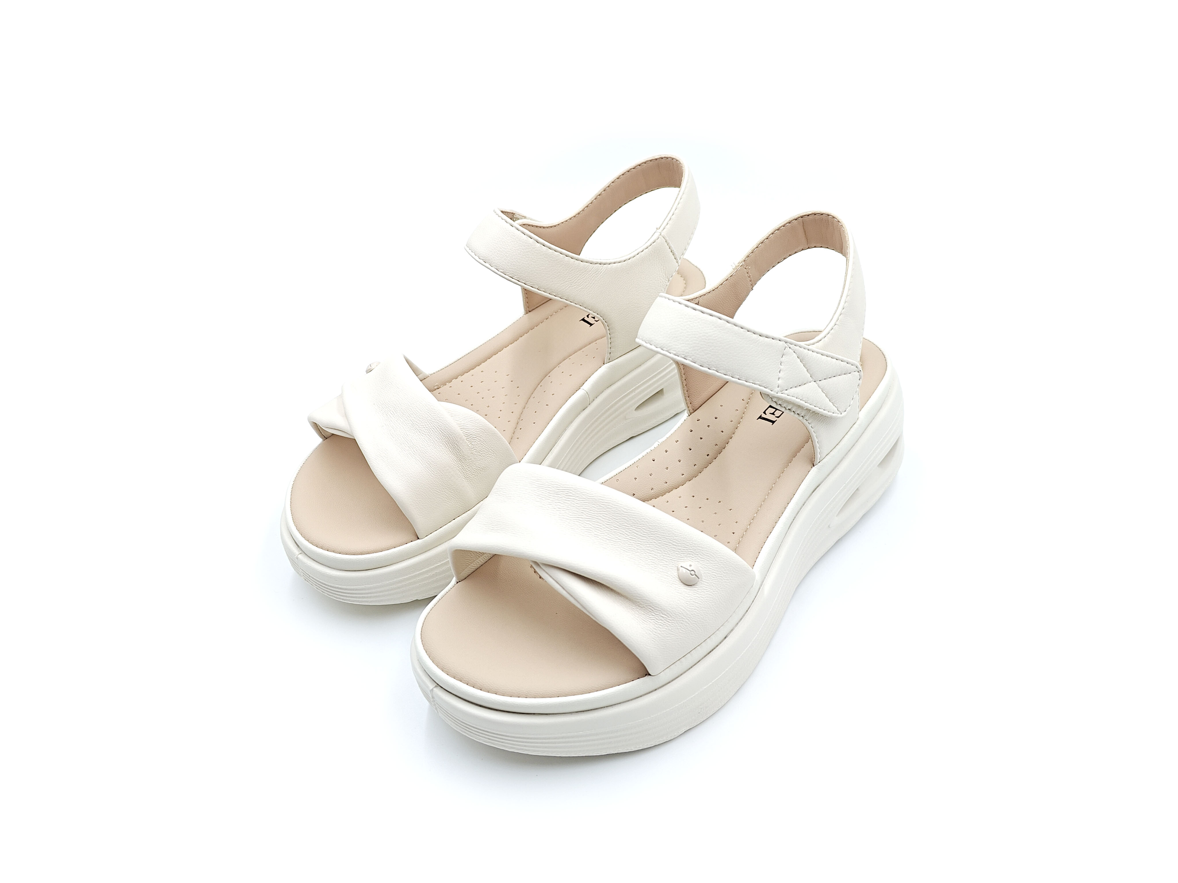 羊皮厚底超輕超軟涼鞋