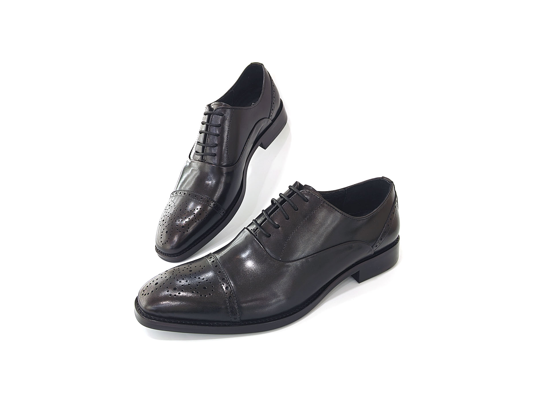 真皮雕花男装牛津鞋