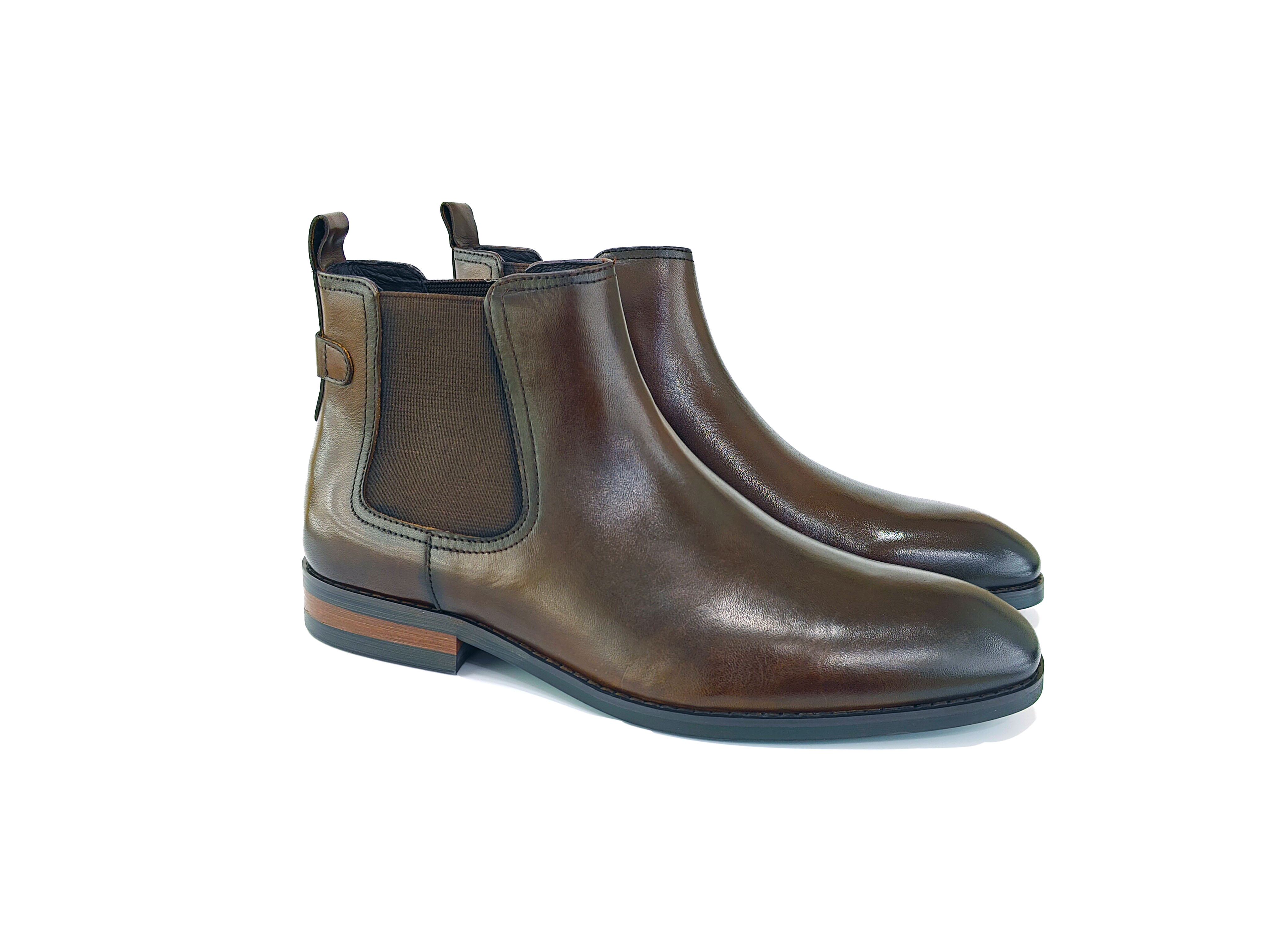 方头真皮男装橡筋切尔西短靴