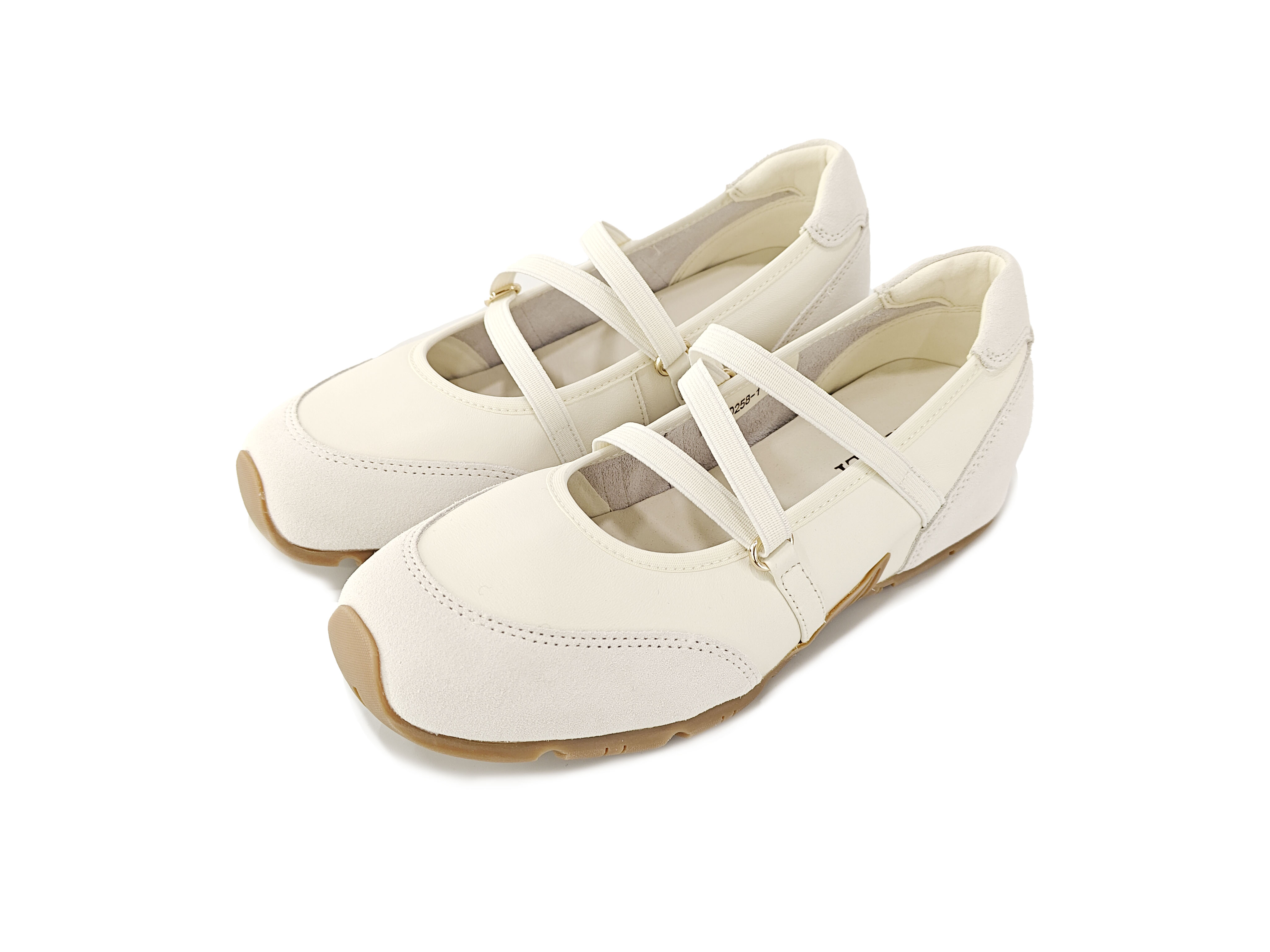 真皮橡筋休闲鞋